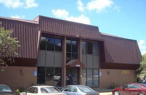 2500 PACKARD Street Ann Arbor City MI 48104