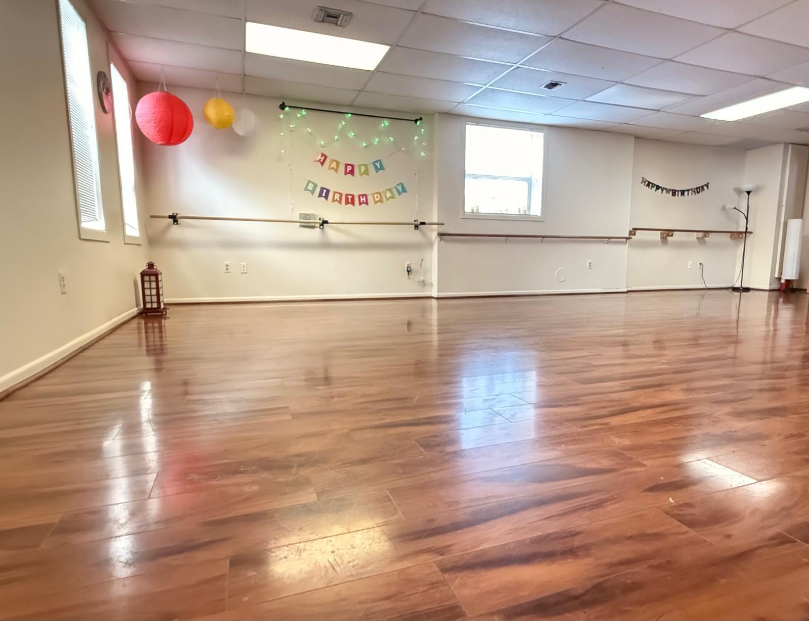 2385 S Huron Parkway