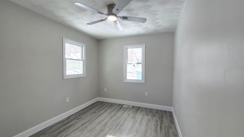 3429 Lowcroft Avenue Lansing City MI 48910