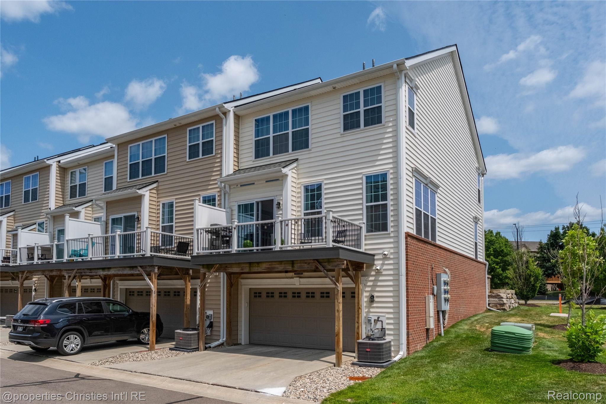 2882 Hardwick Road