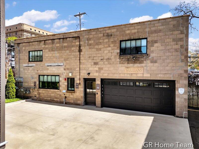 22 Jefferson Avenue SE