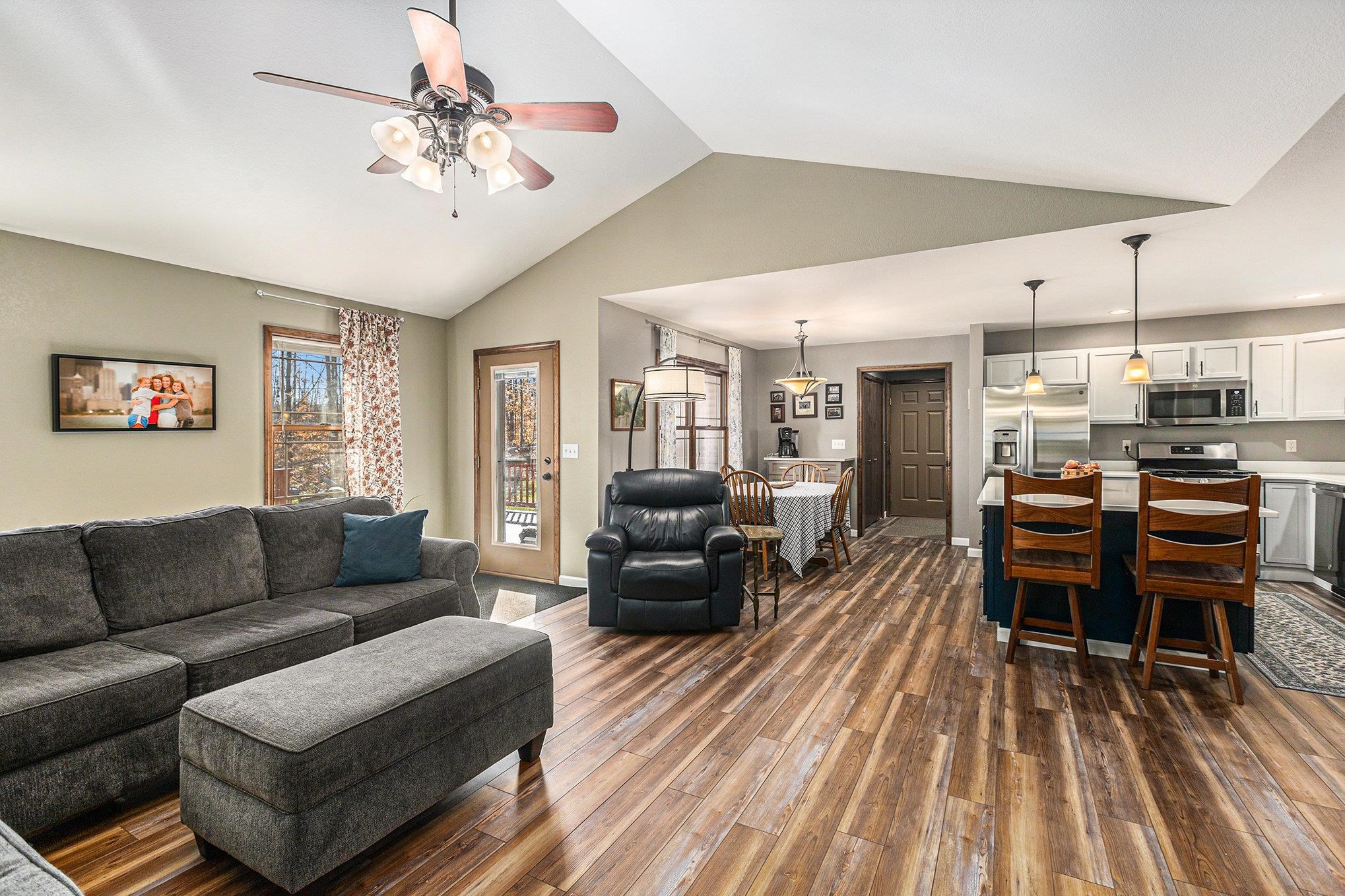 6609 Deepwood Drive