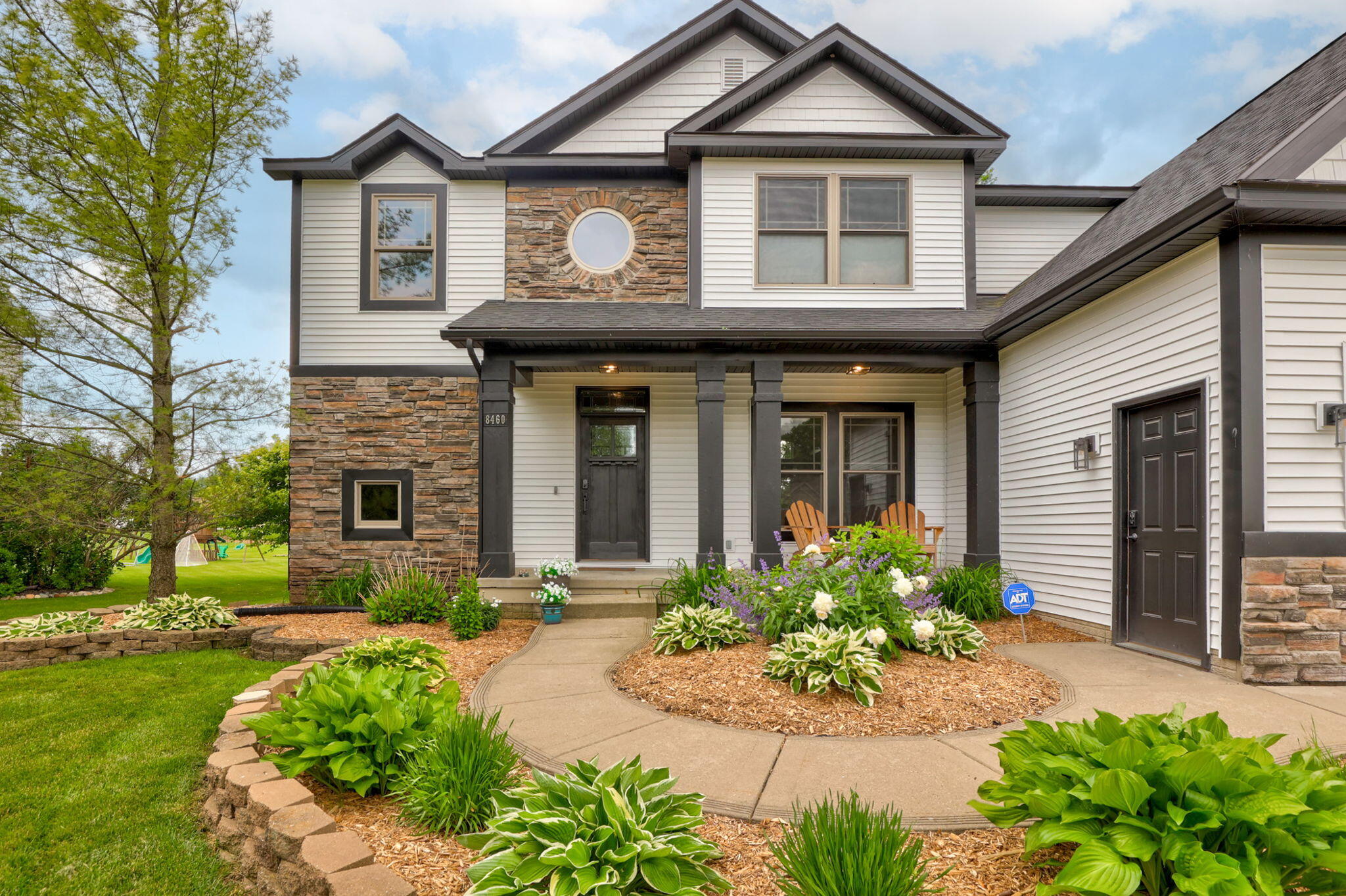 8460 Woodridge Drive