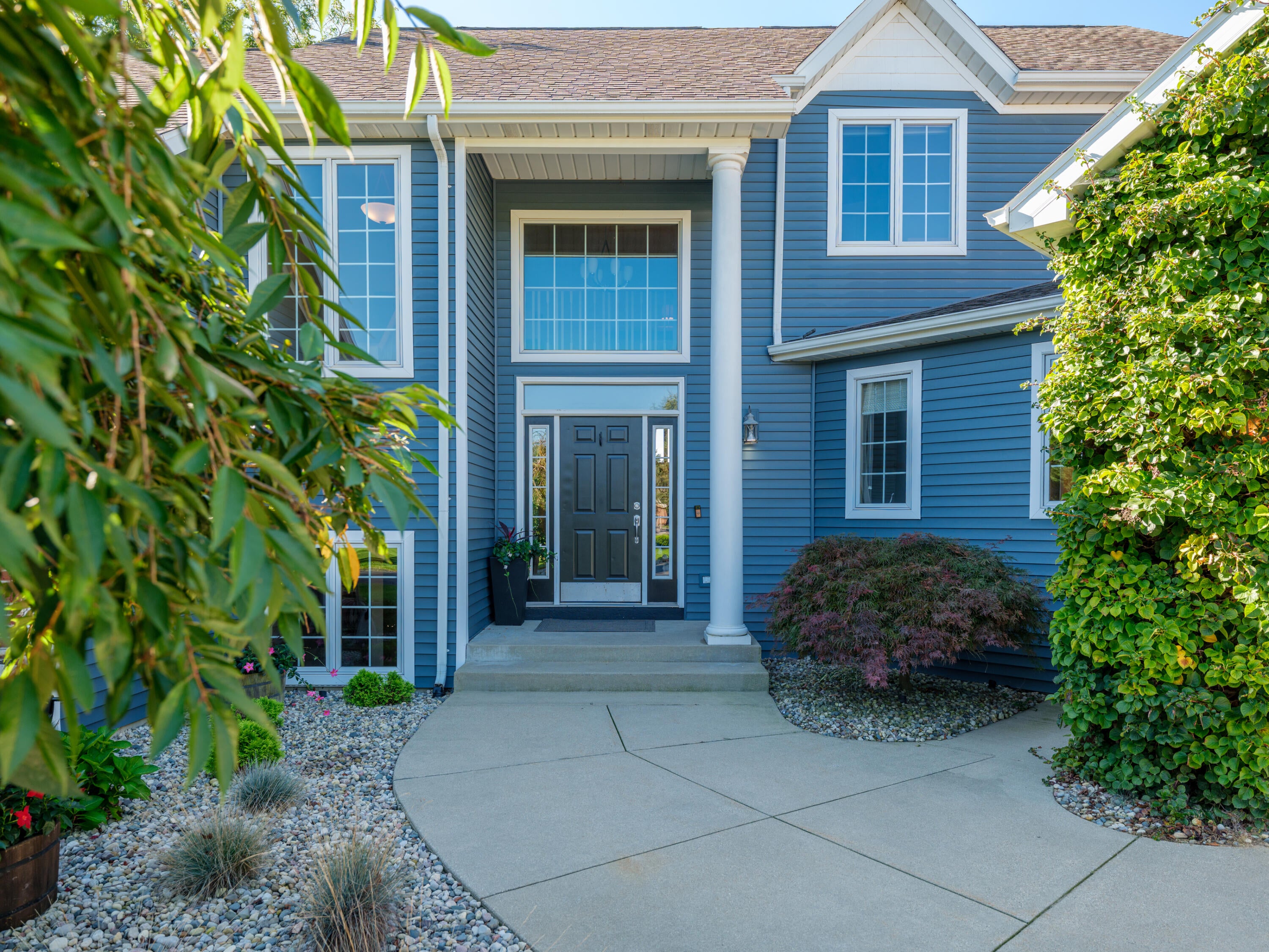 22533 Vineyard Circle