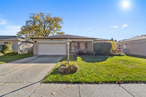 2846 Teasdale Drive Troy City MI 48083