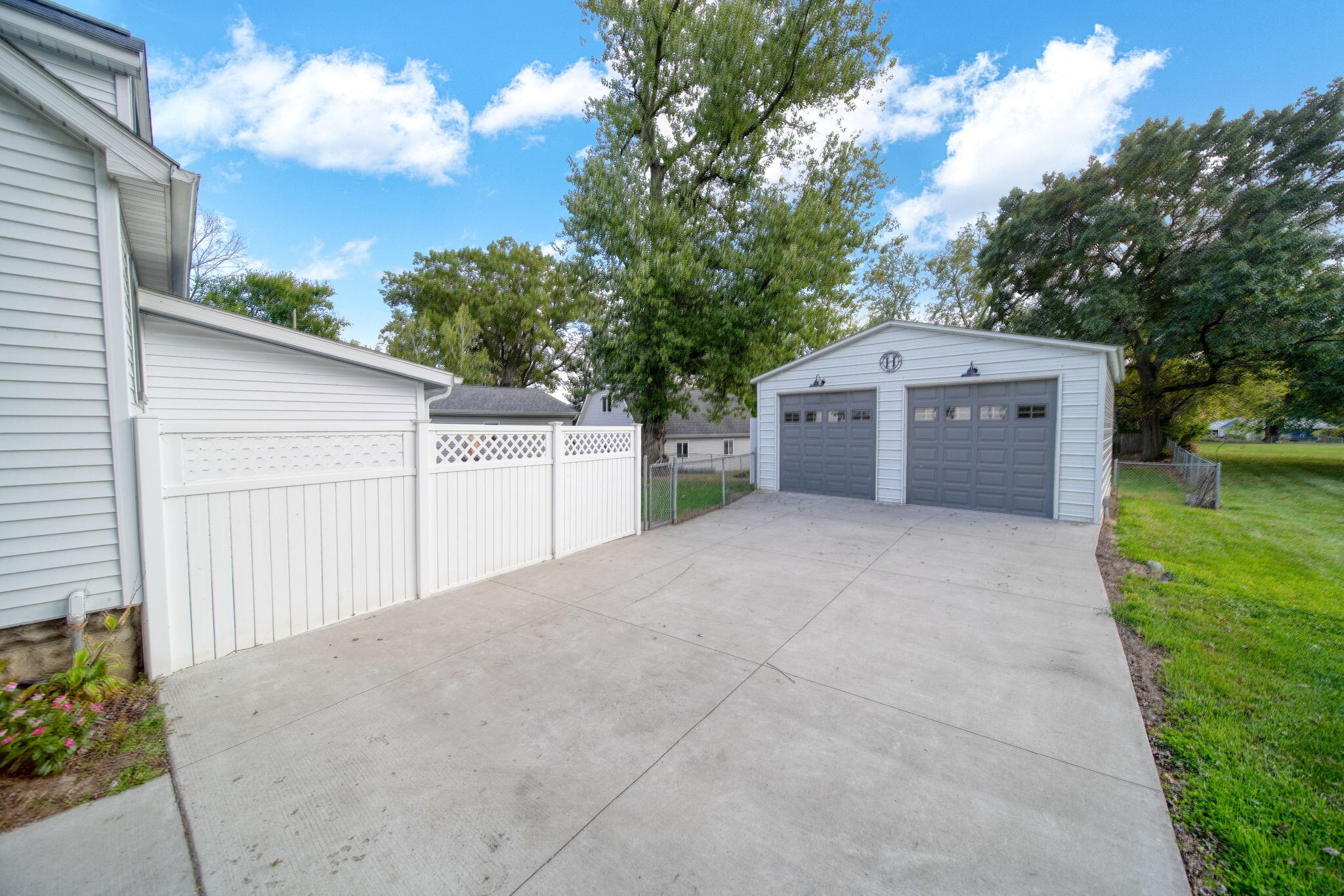 3815 Seymour Road