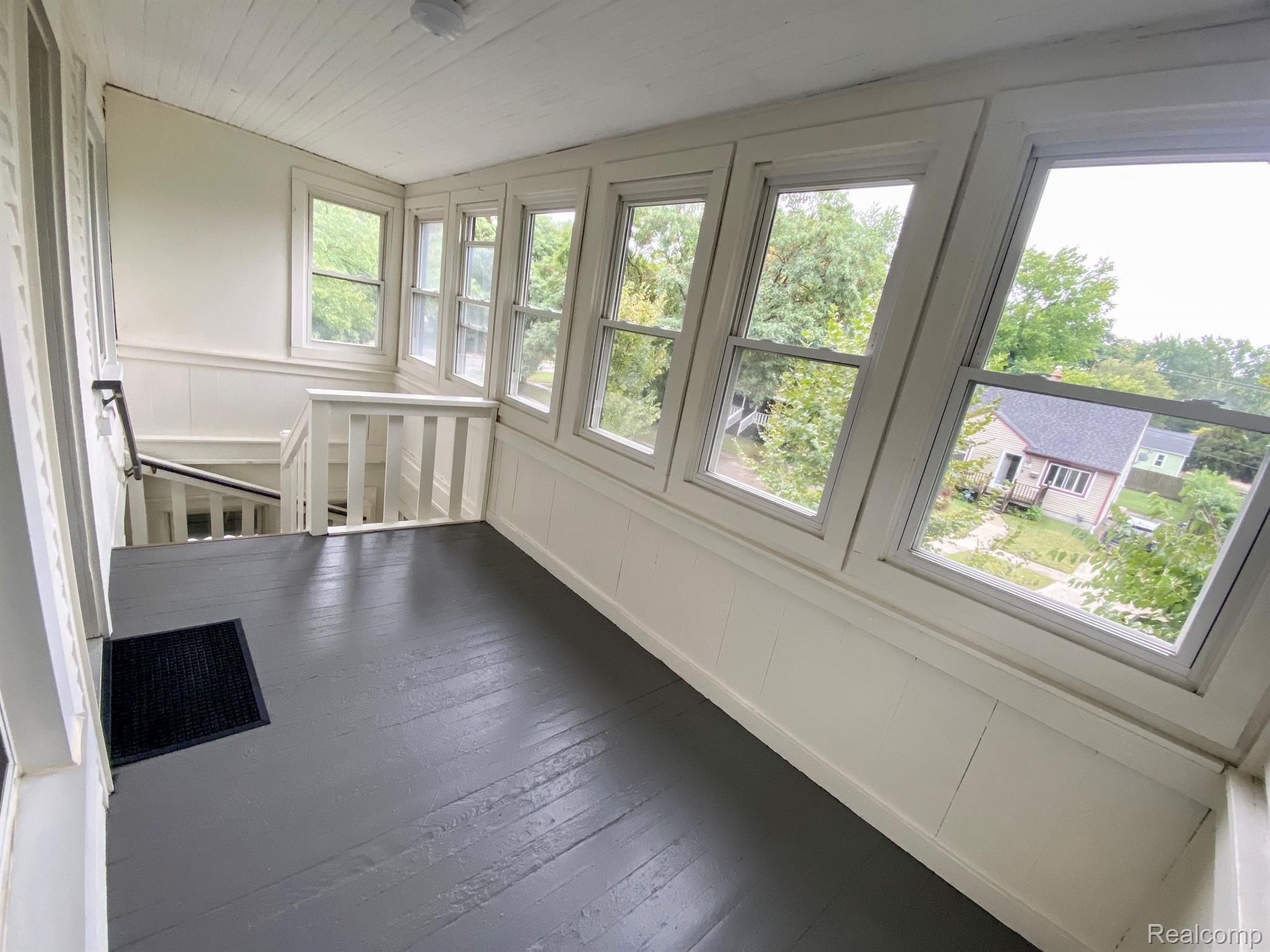 Ferndale City, Michigan 48220, United States, 2 Bedrooms Bedrooms, ,1 BathroomBathrooms,Residential,Active,138614