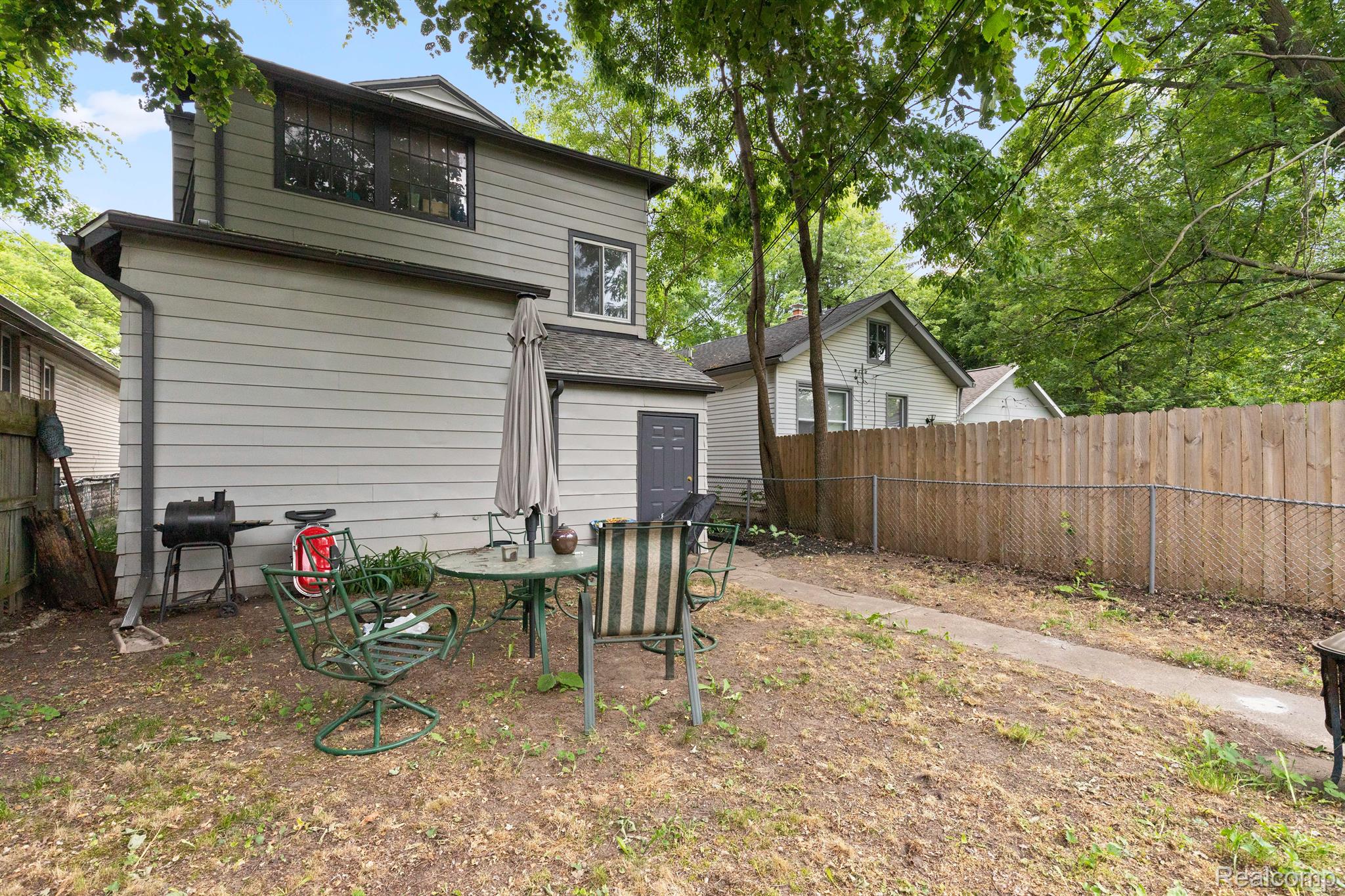 Ferndale City, Michigan 48220, United States, 2 Bedrooms Bedrooms, ,1 BathroomBathrooms,Residential,Active,138614