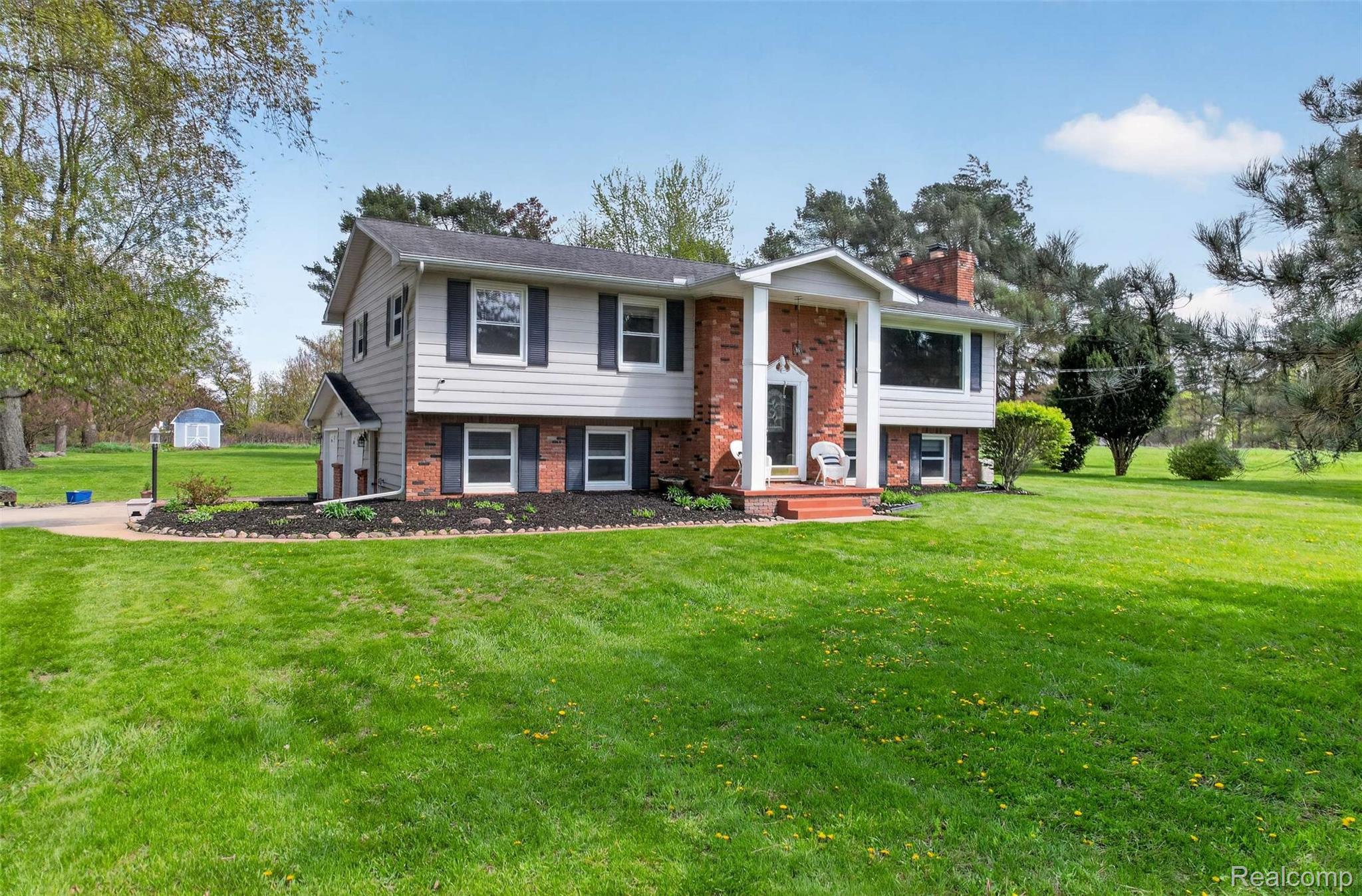 1180 N Hurd Road