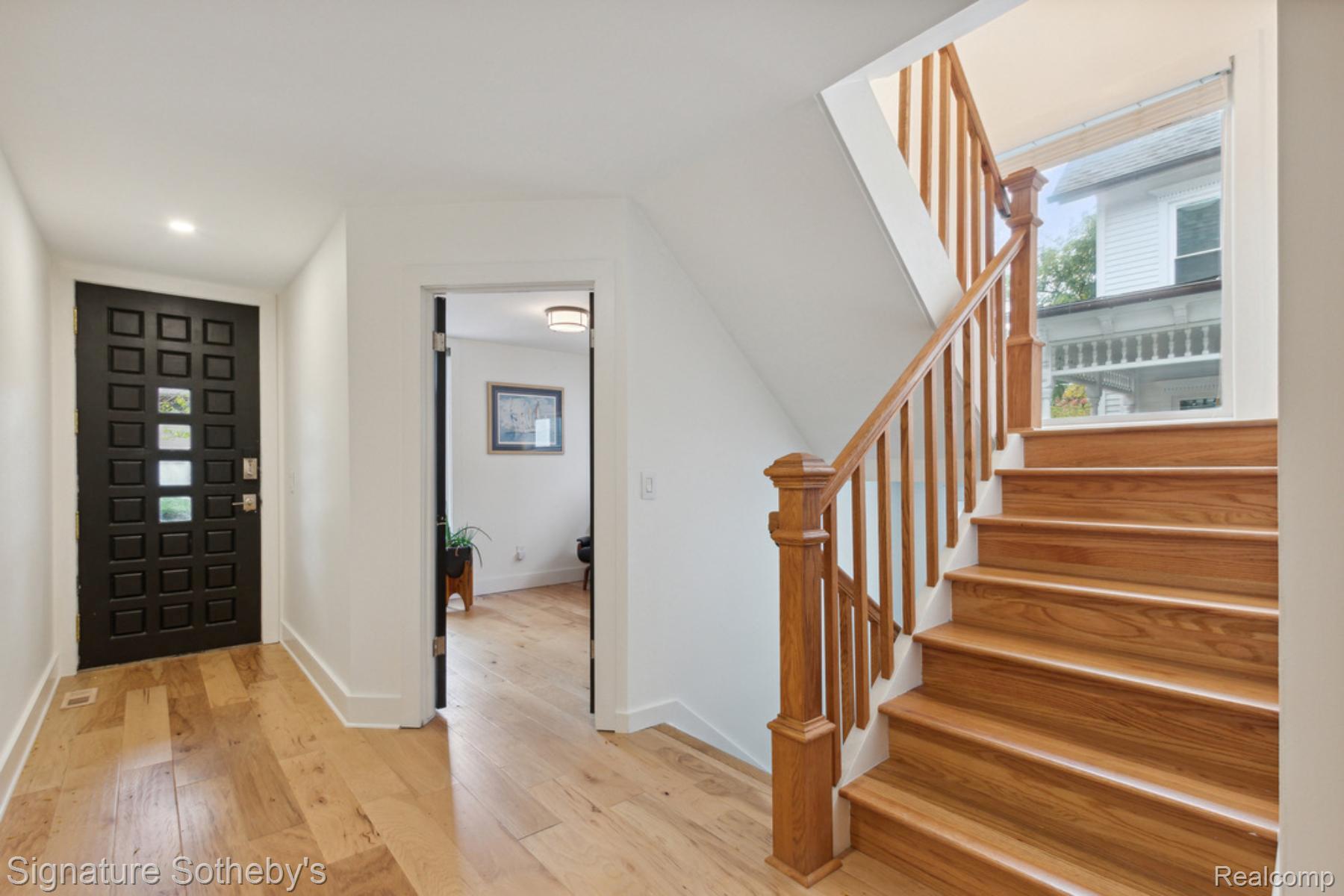 372 W Brown Street