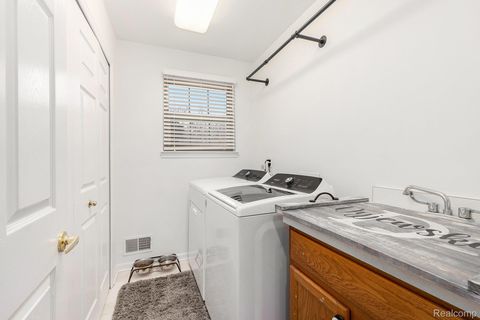 Tiny photo for 38846 Hampton Court, Harrison Charter Township, MI 48045 (MLS # 20251055699)