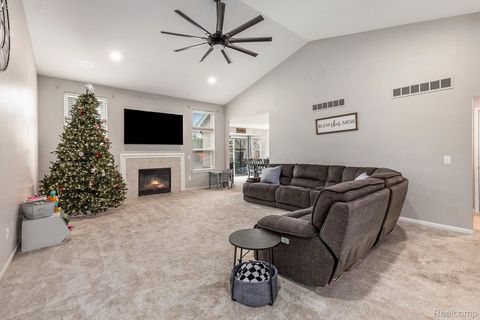 Tiny photo for 38846 Hampton Court, Harrison Charter Township, MI 48045 (MLS # 20251055699)