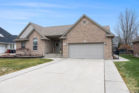 Tiny photo for 38846 Hampton Court, Harrison Charter Township, MI 48045 (MLS # 20251055699)