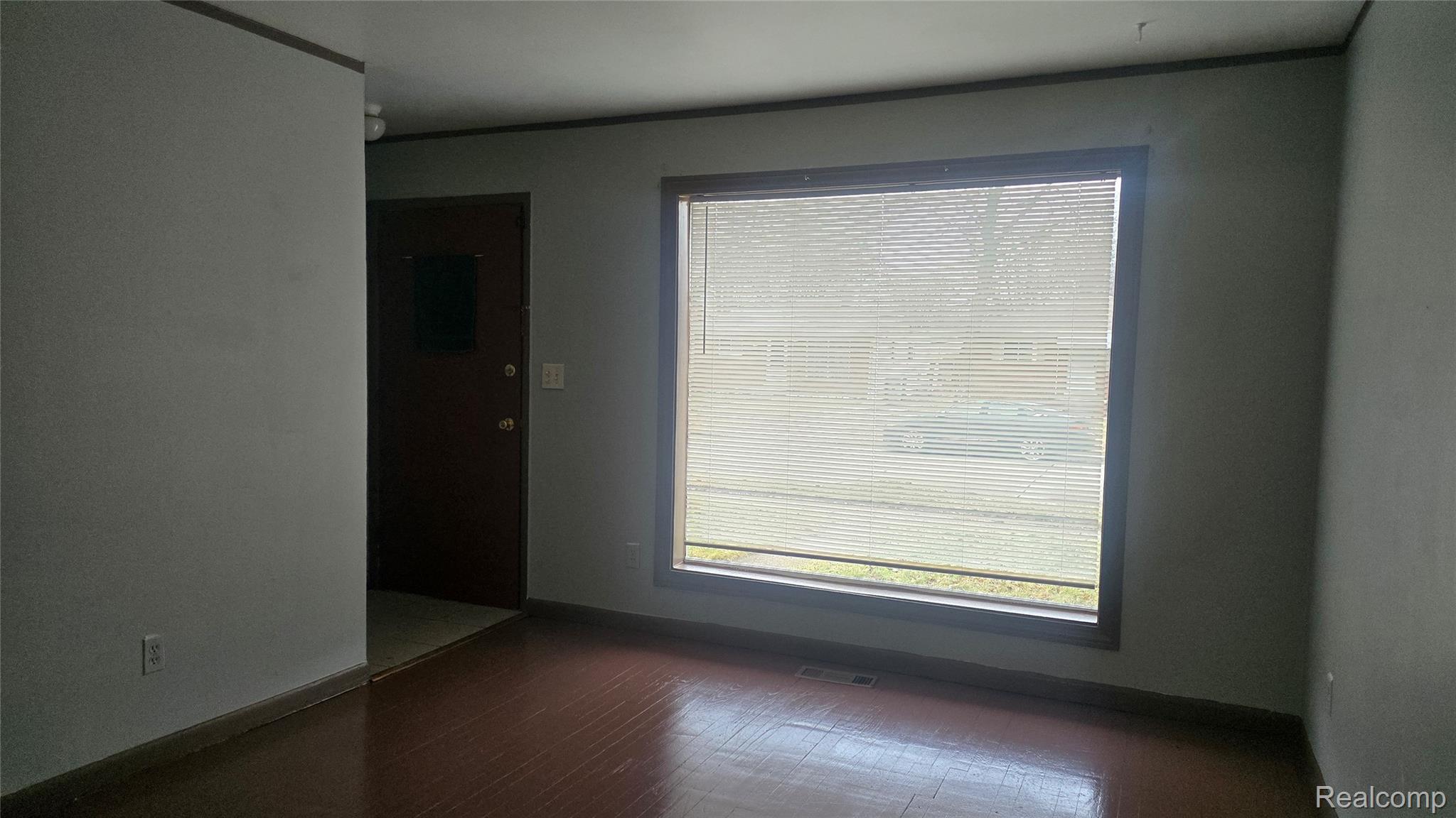 1040 E Bernhard Avenue