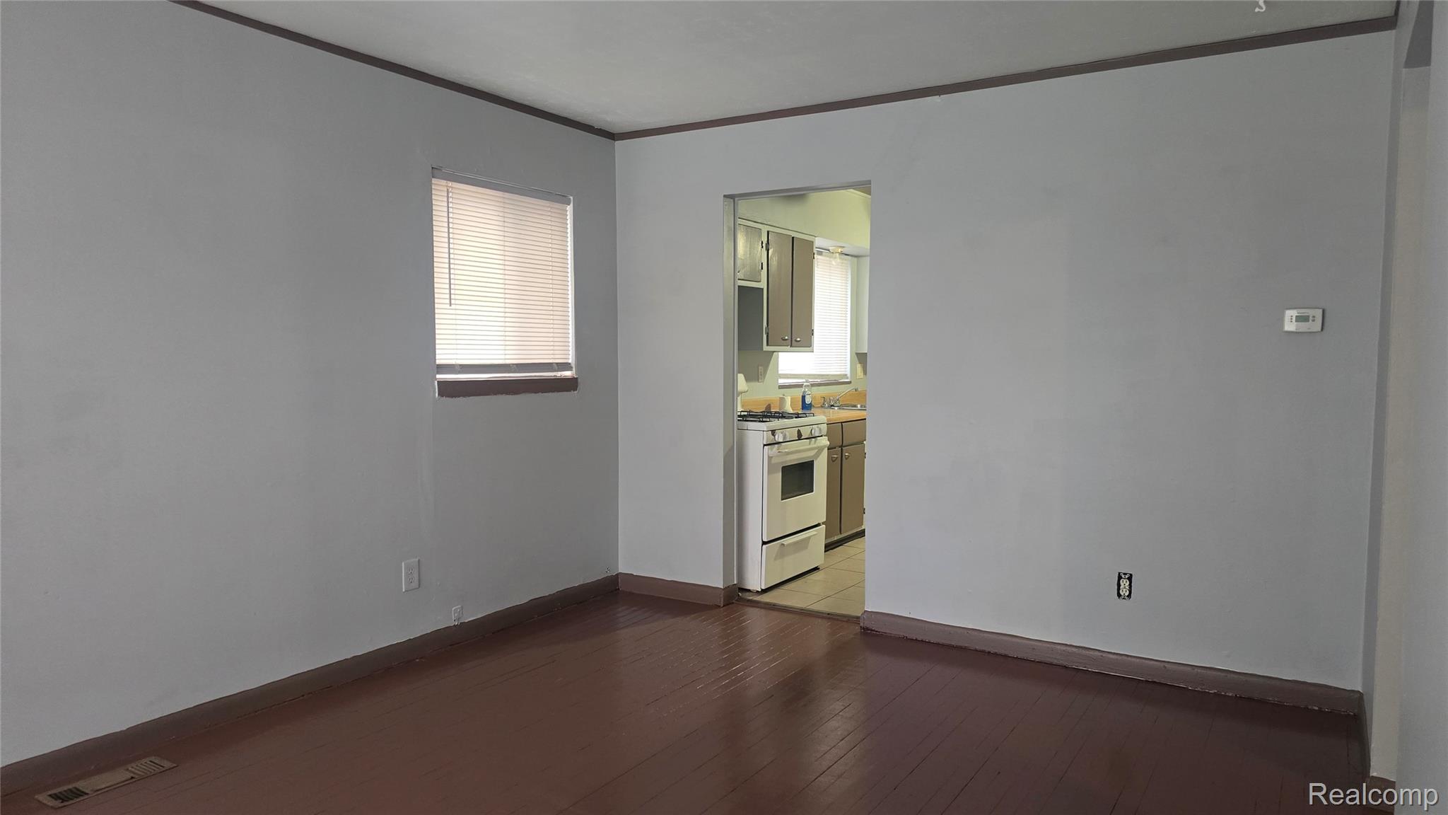 1040 E Bernhard Avenue