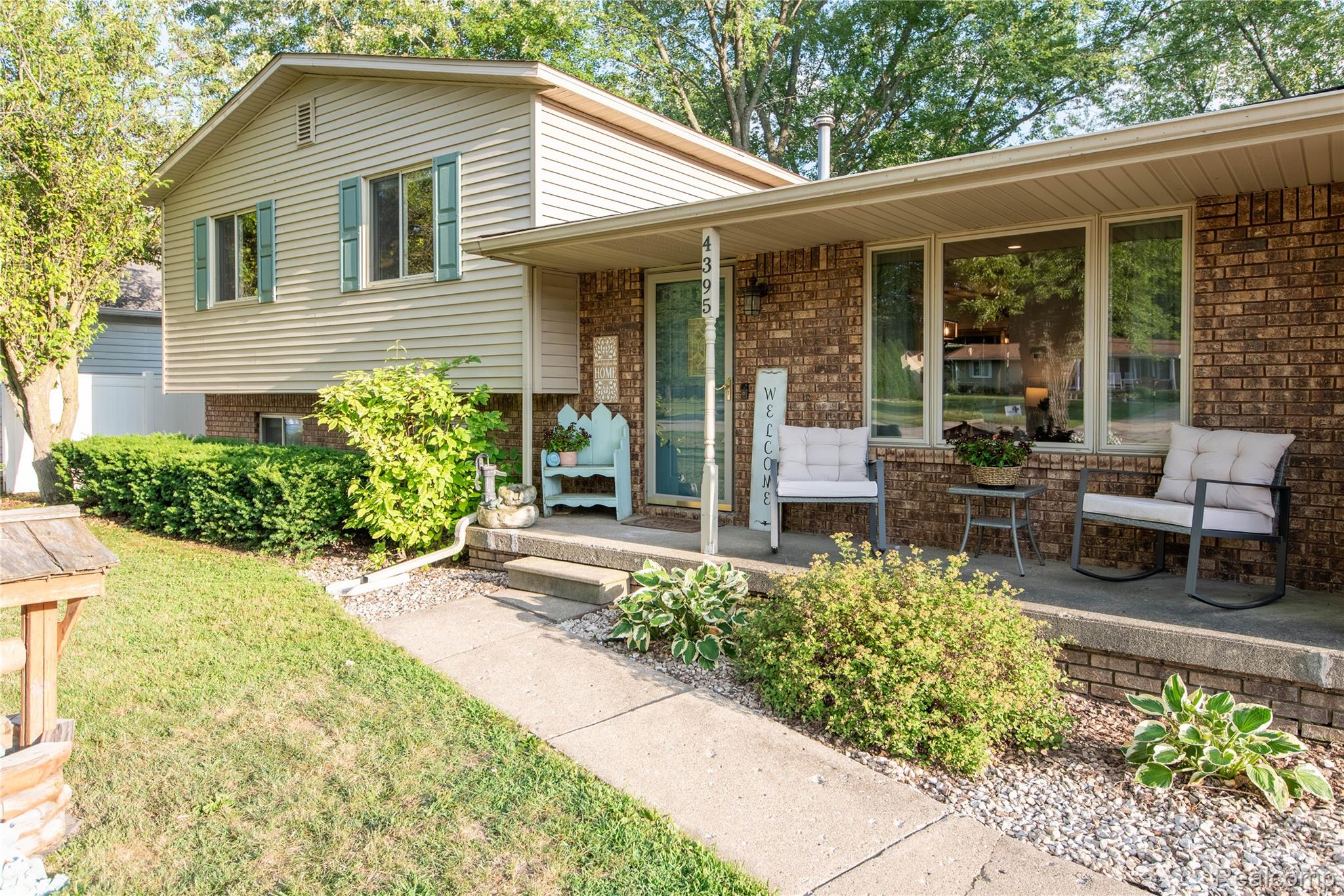 4395 Regency Road