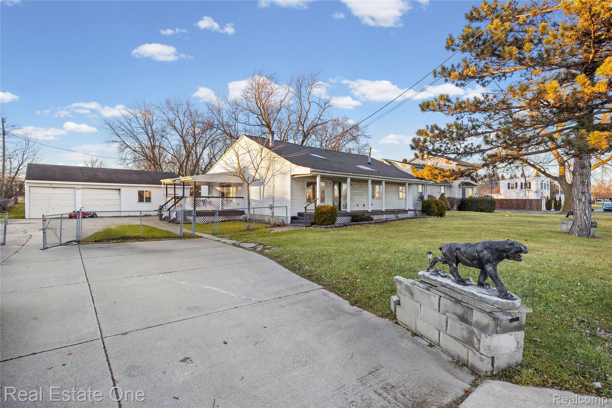 2535 N Telegraph Road