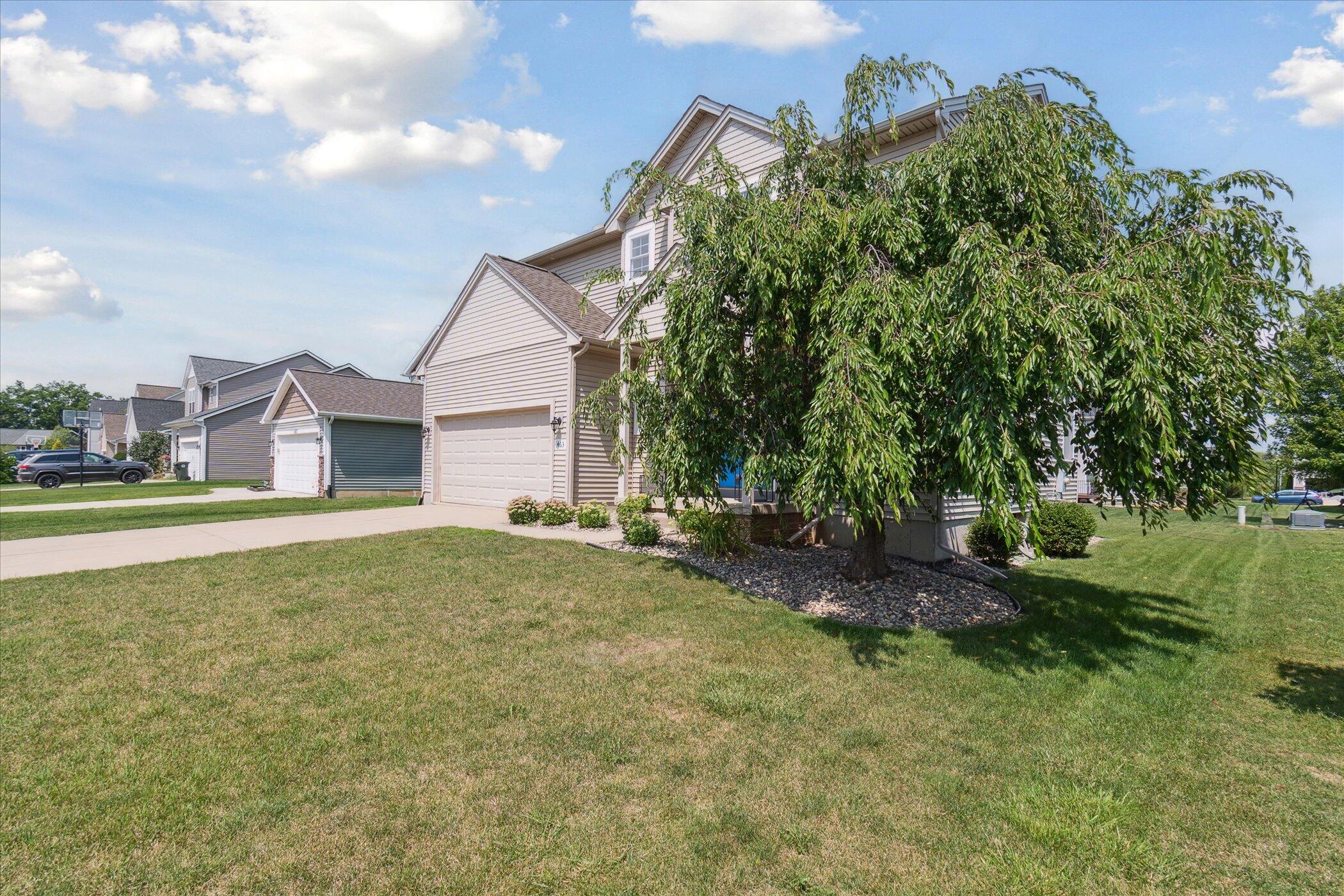 463 Hickory Bluff Lane