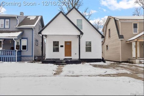Photo of 25457 New York Street, Dearborn Heights City, MI 48125 (MLS # 20251060022)