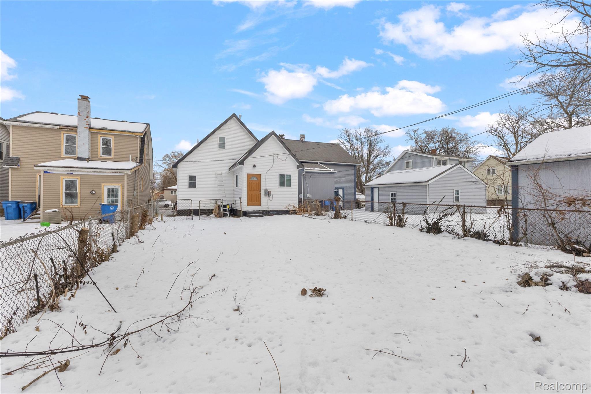 25457 New York Street