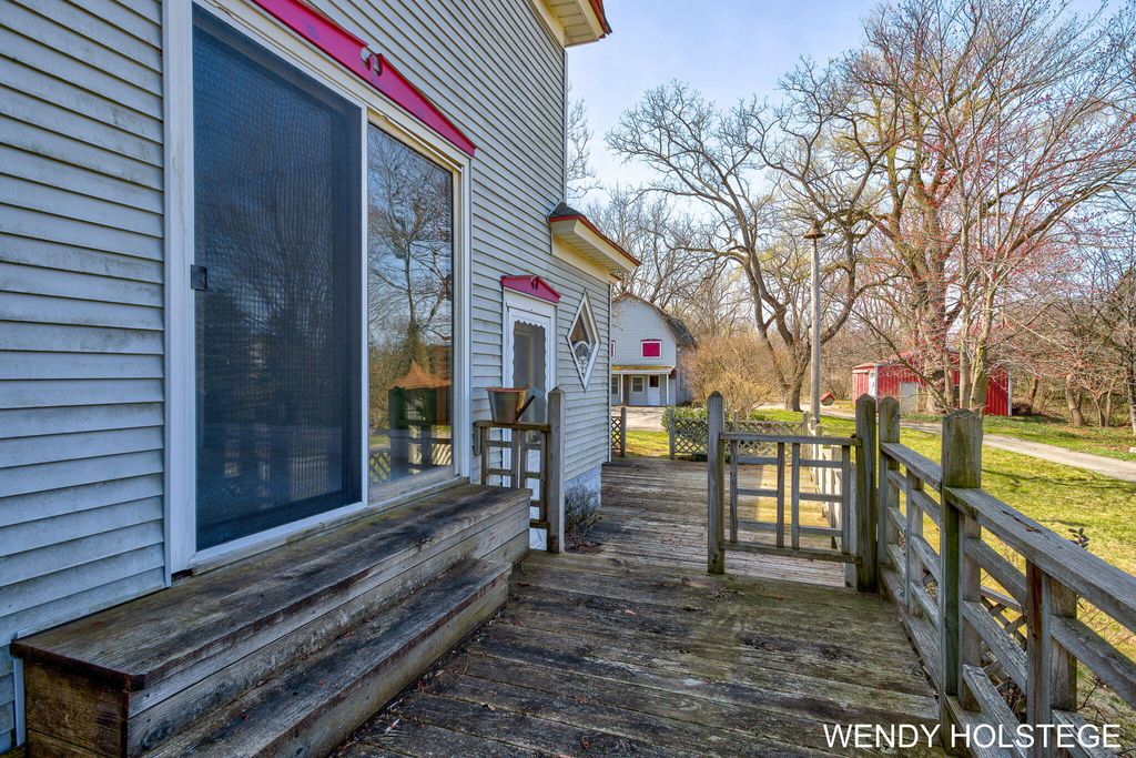 listing image 44