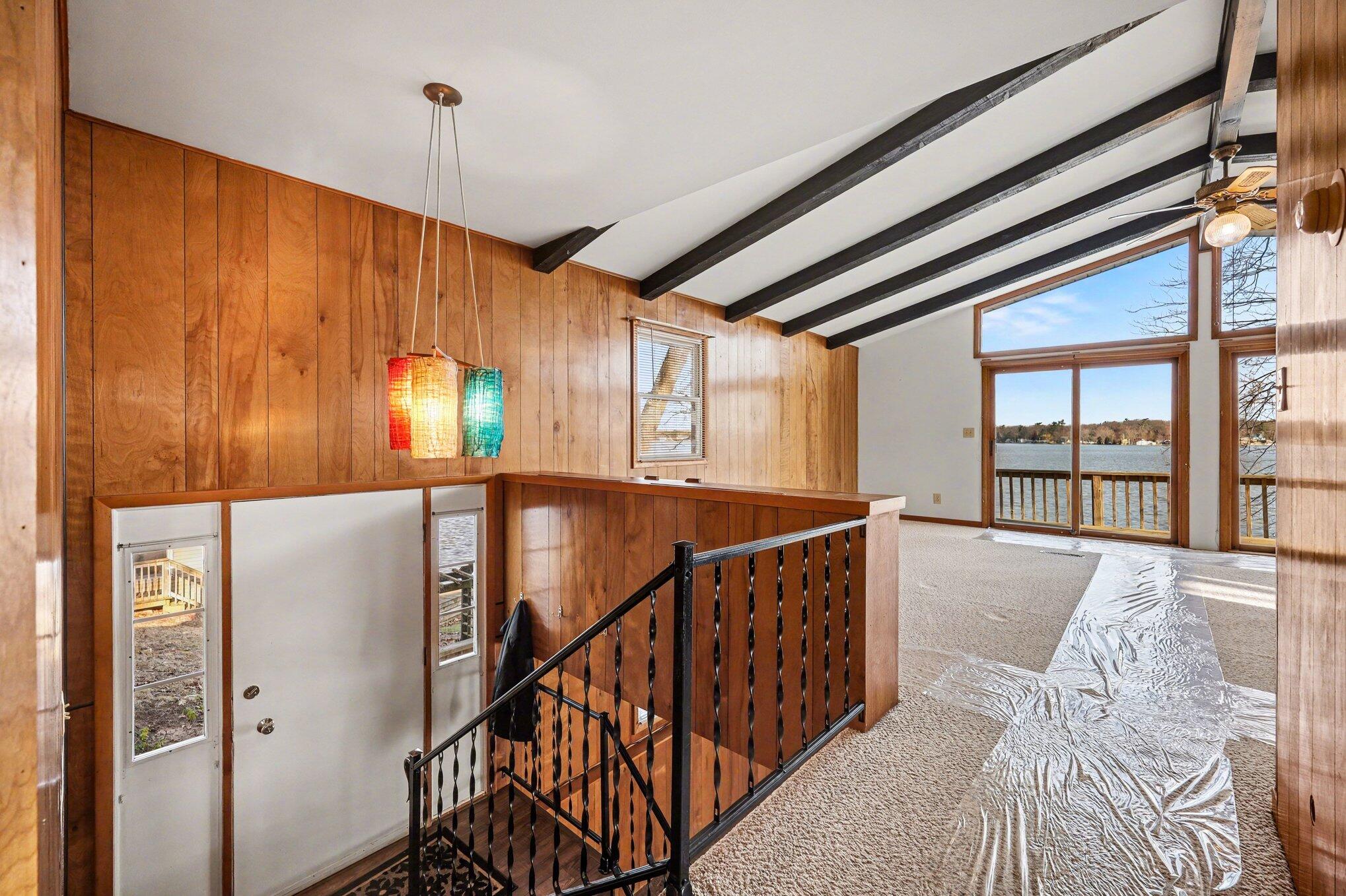 1017 E Hess Lake Drive