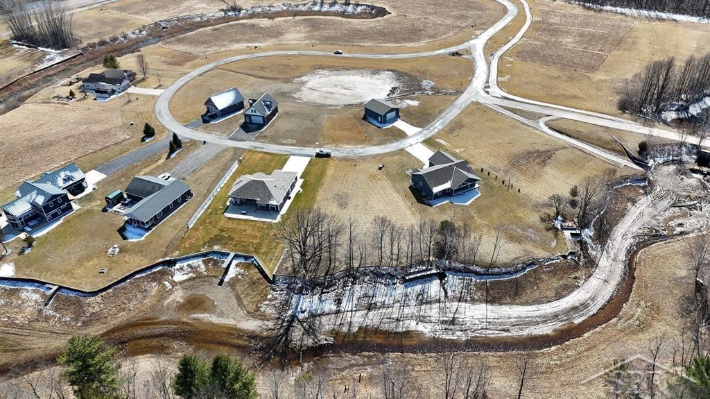 863 E Shoreline Drive