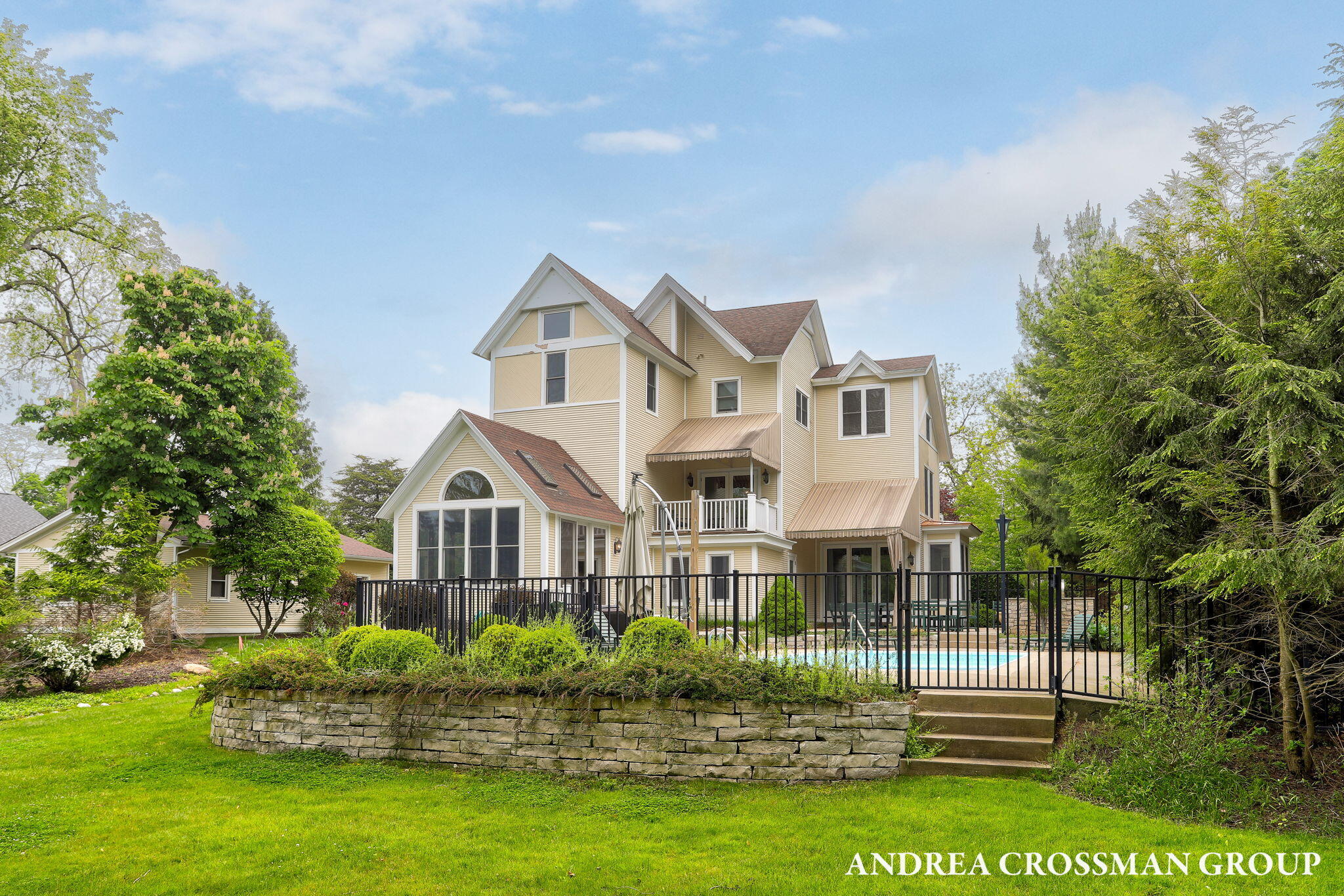 148 S Union Street