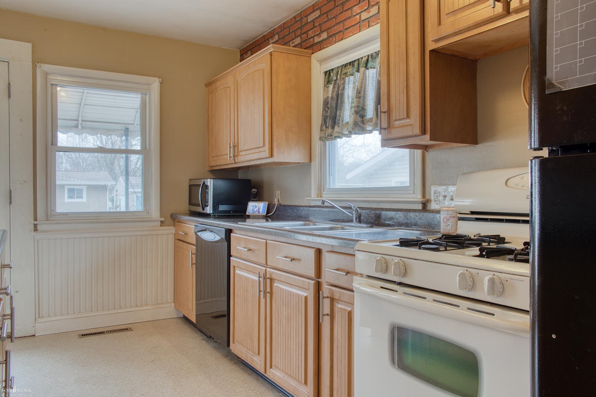 1423 Olmstead Street