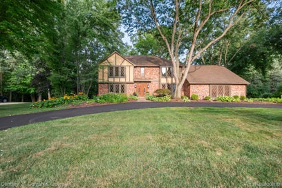 8890 Northampton Drive Plymouth Charter Township MI 48170