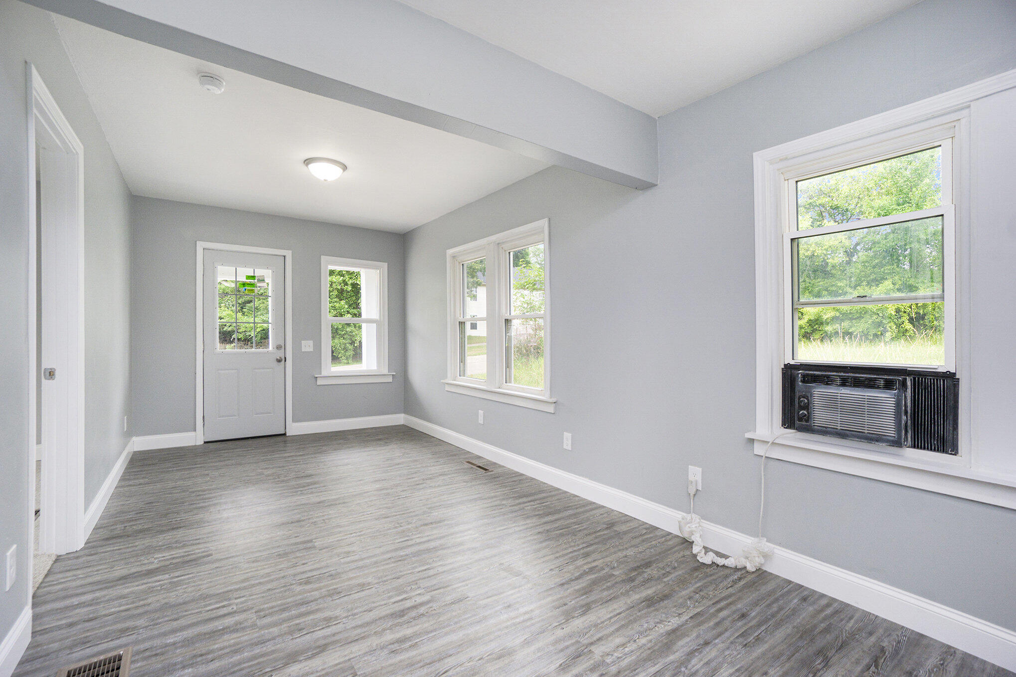 Kalamazoo City, Michigan 49048, United States, 3 Bedrooms Bedrooms, ,1 BathroomBathrooms,Residential,Active,168583