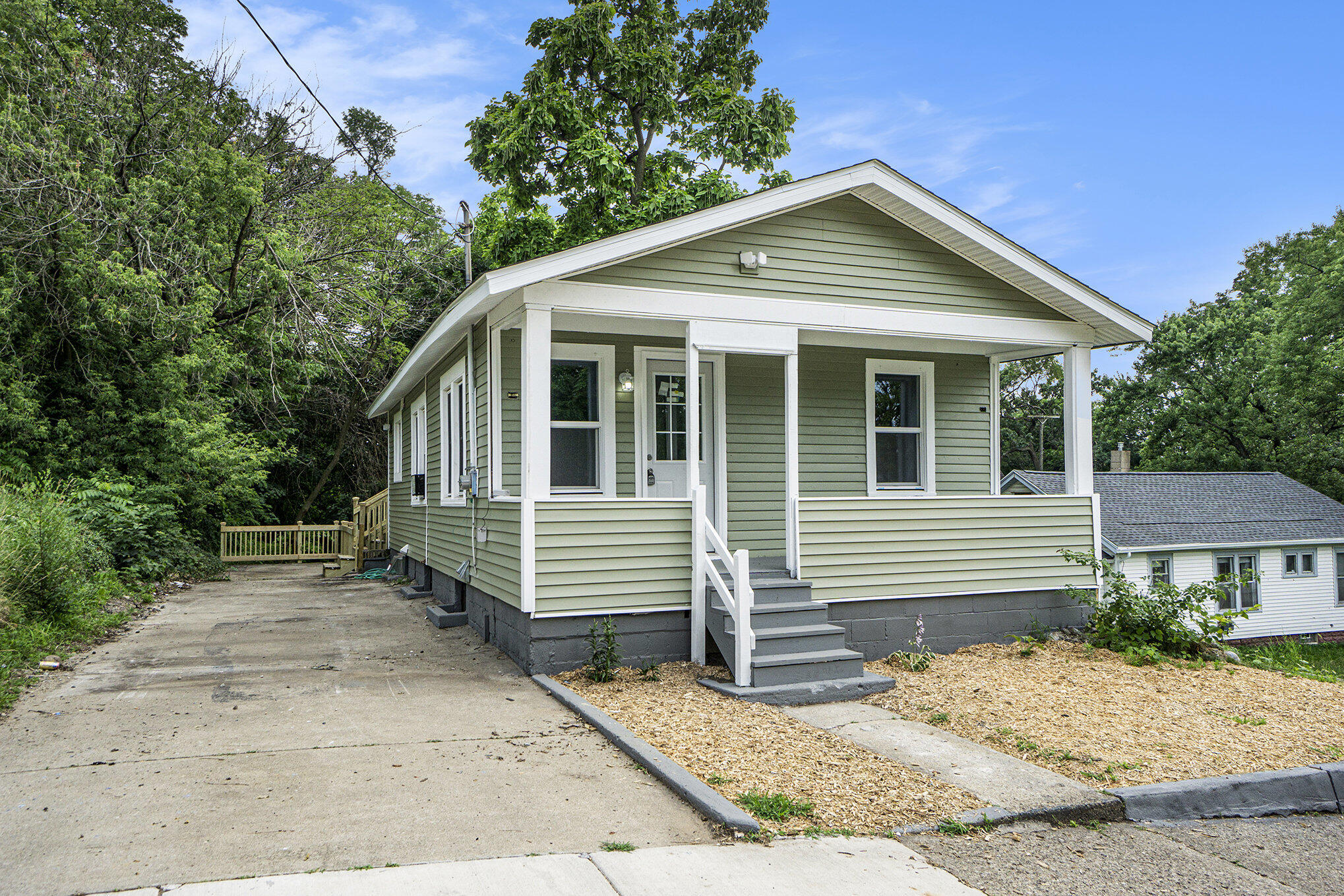 Kalamazoo City, Michigan 49048, United States, 3 Bedrooms Bedrooms, ,1 BathroomBathrooms,Residential,Active,168583