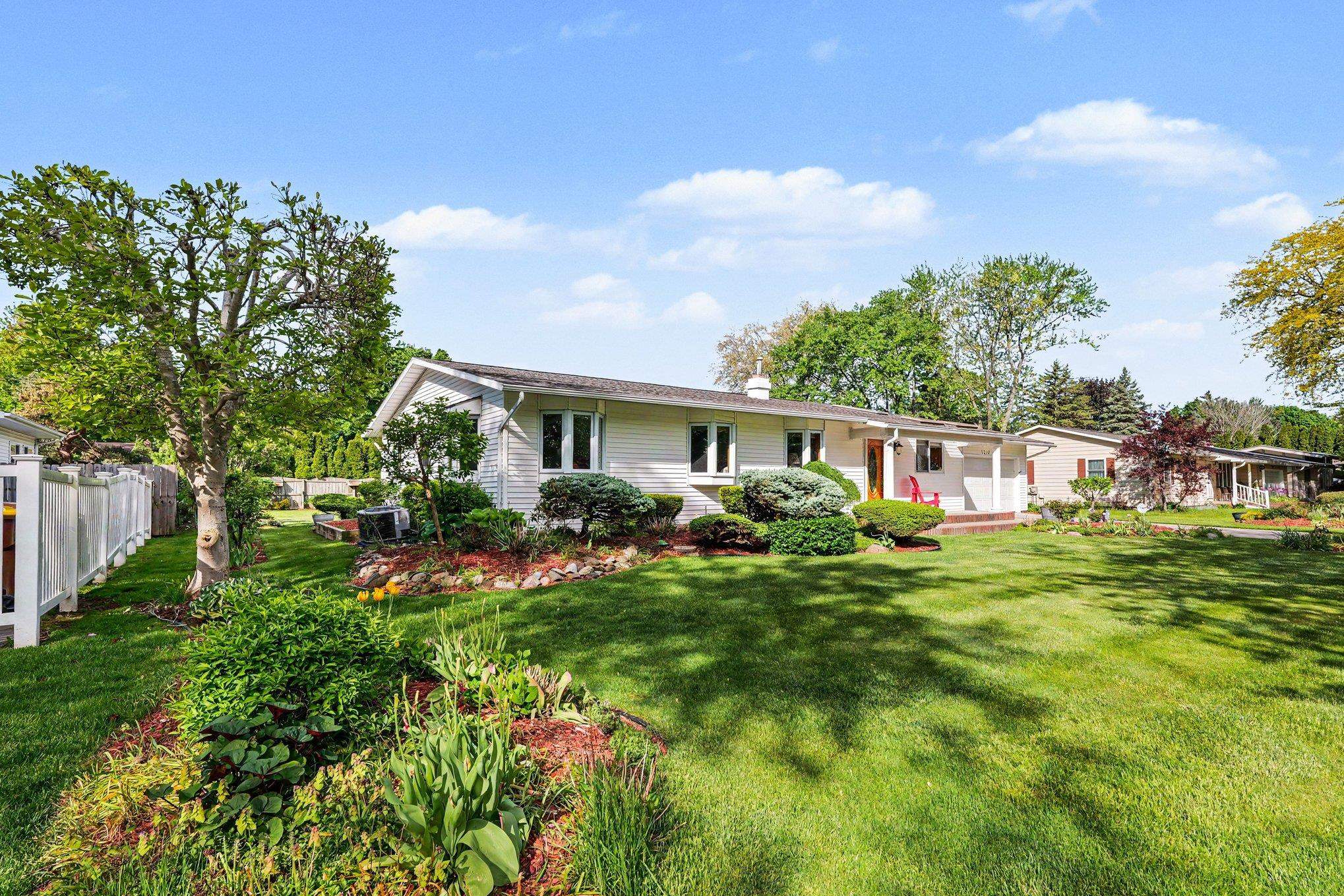 1210 Glenwood Drive