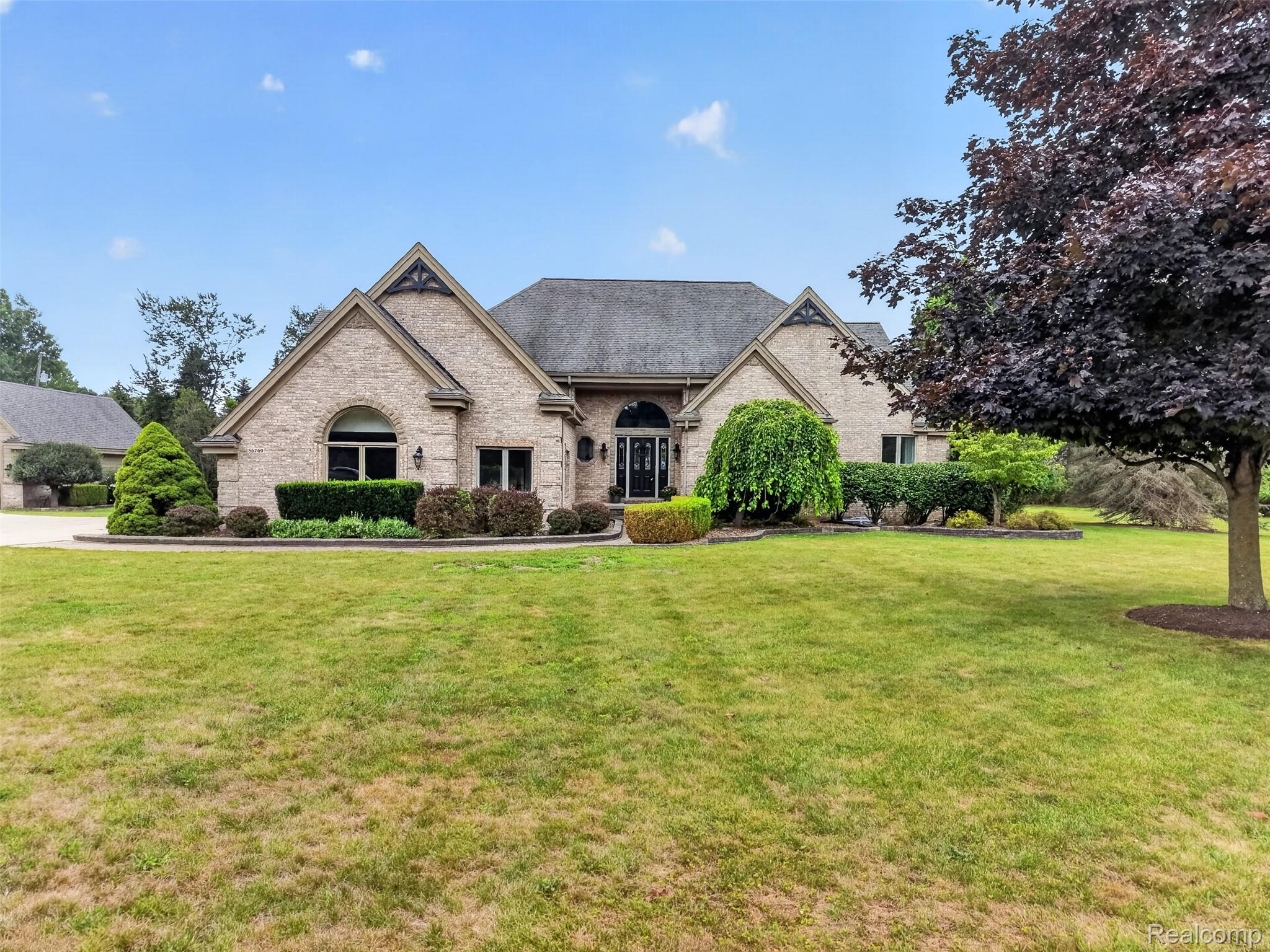 56769 McKenzi Lane