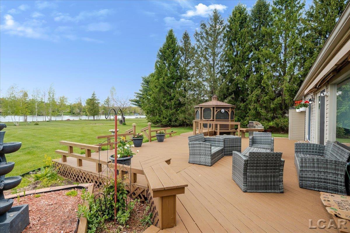 14585 Red Bird Court