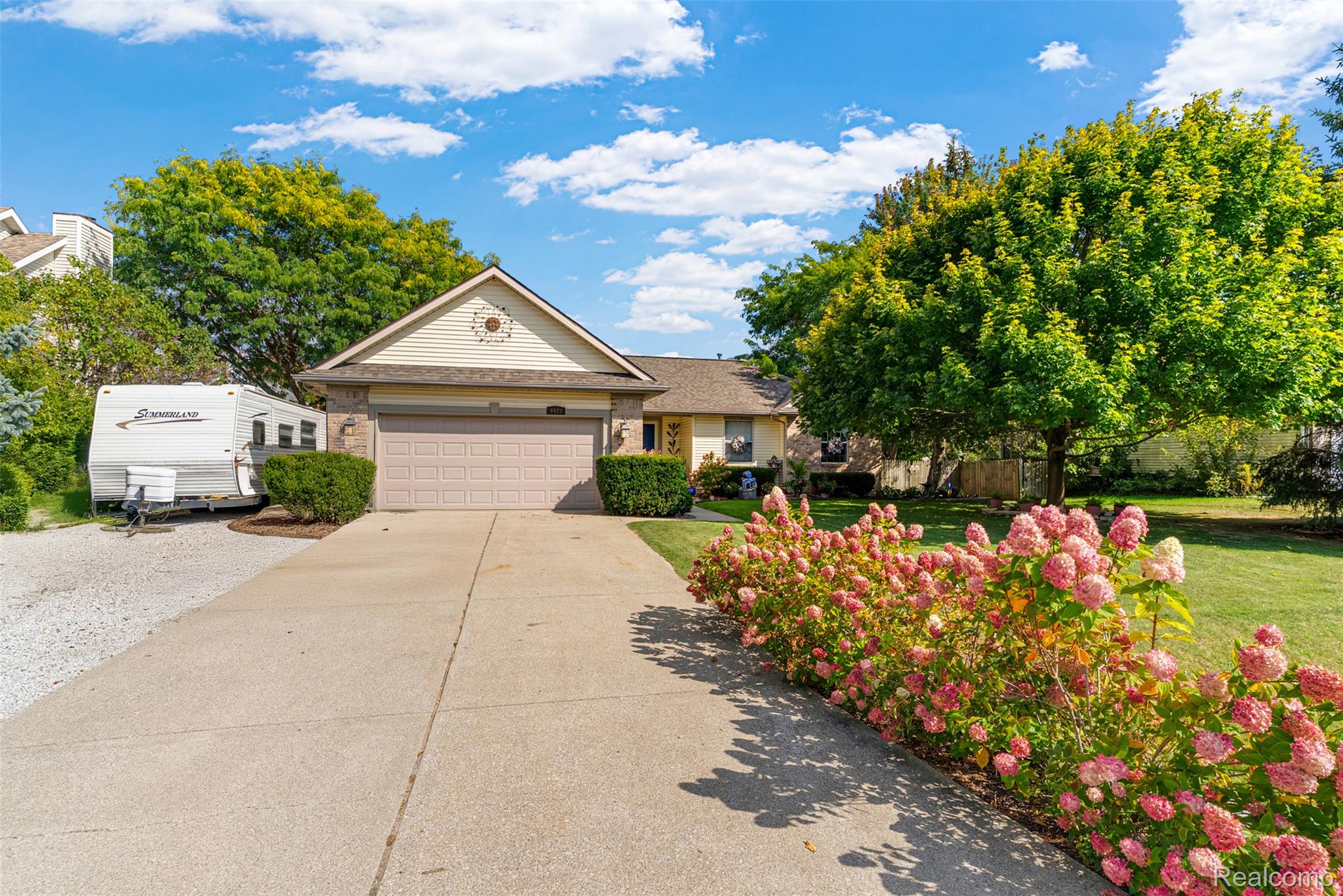 4429 W Edge Way Street