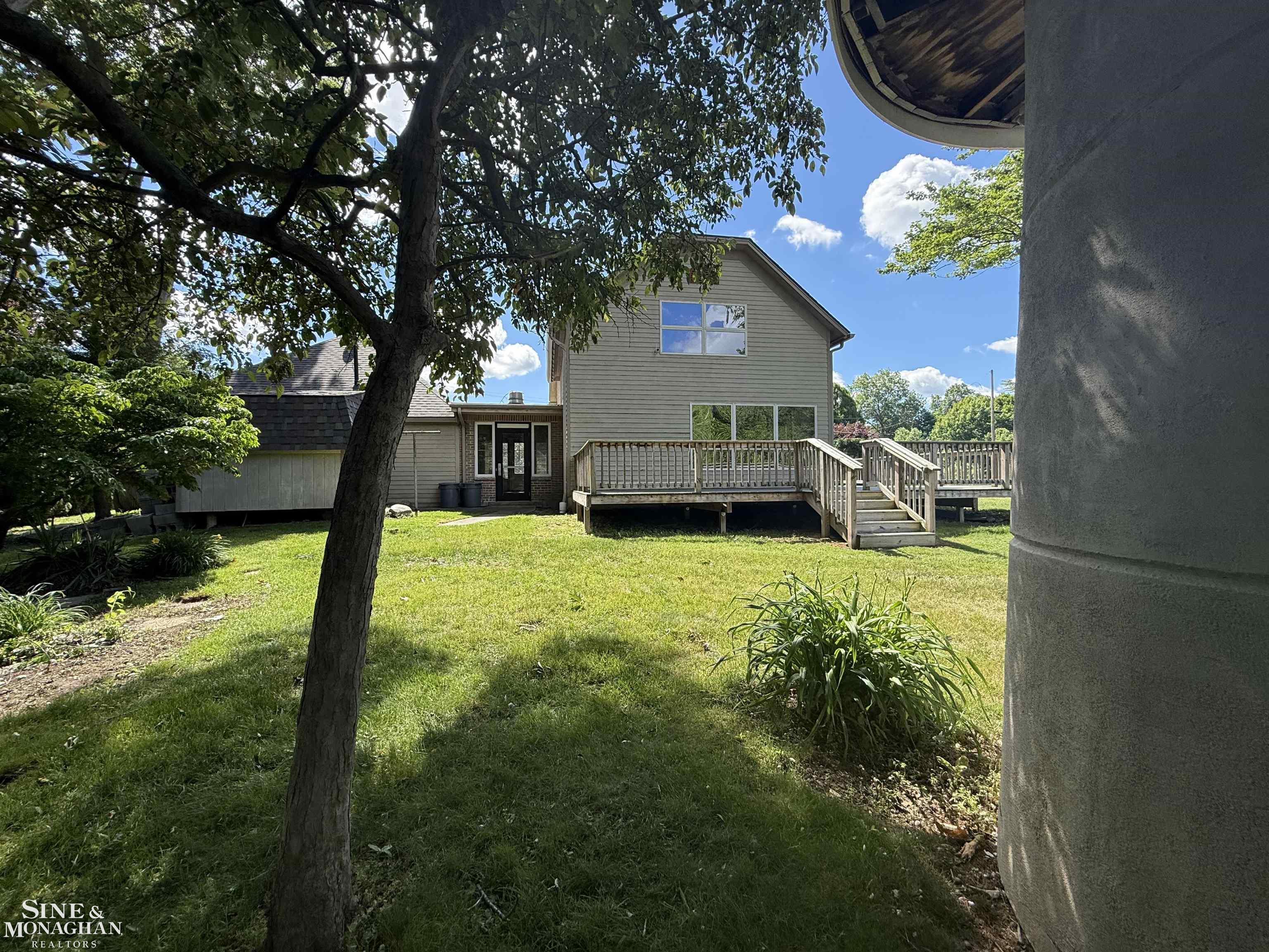 2218 St. Clair Highway Highway