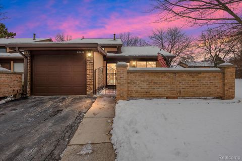 28440 Villa Court N suite 507 Southfield City MI 48076