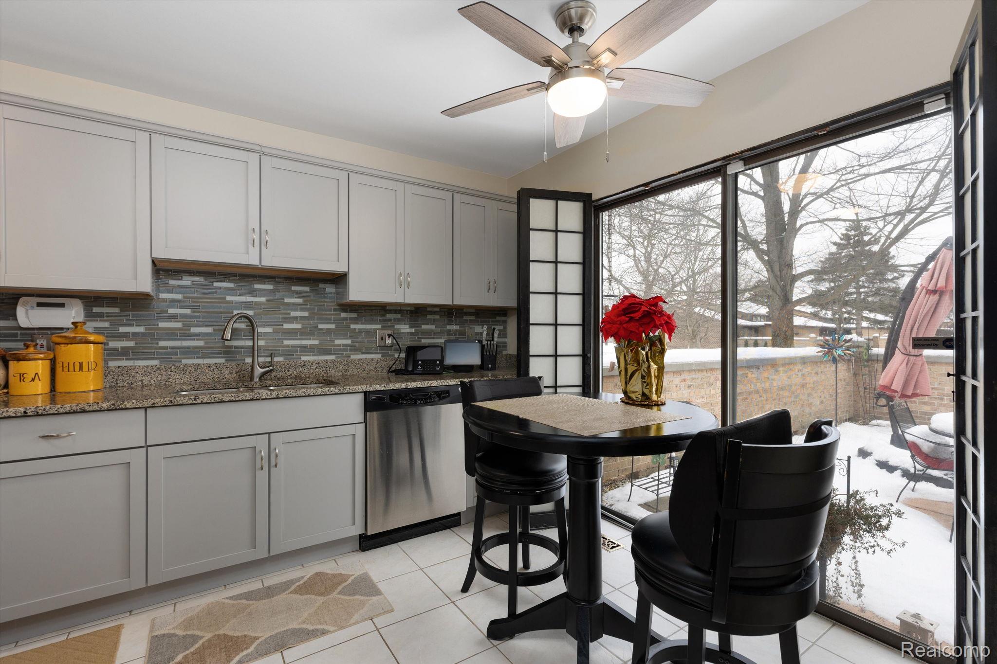 28440 Villa Court N suite 507