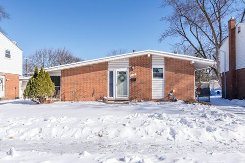 442 N Dobson Street Westland City MI 48185