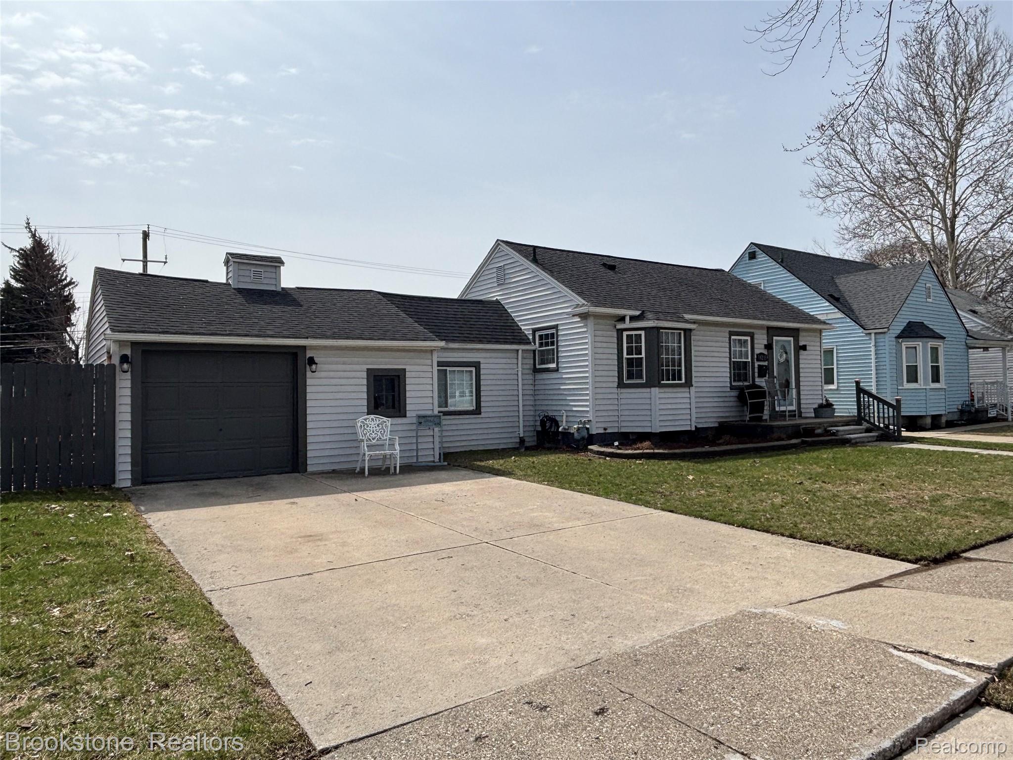 19235 Philomene Boulevard