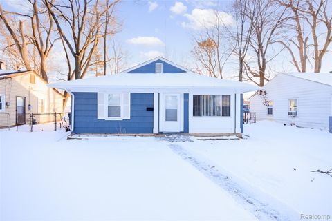10111 Albany Street Oak Park City MI 48237