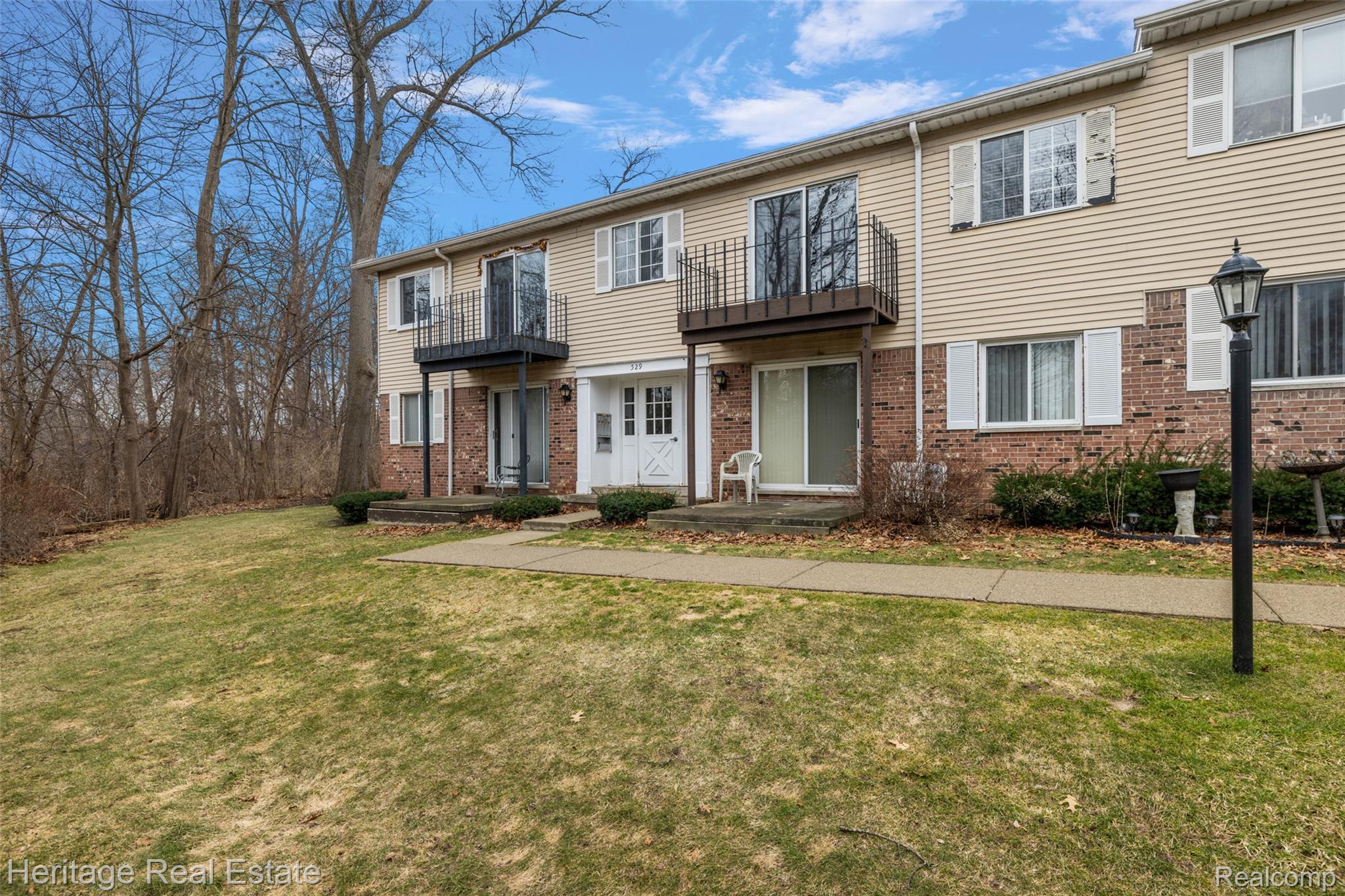 5299 Highland Road 202