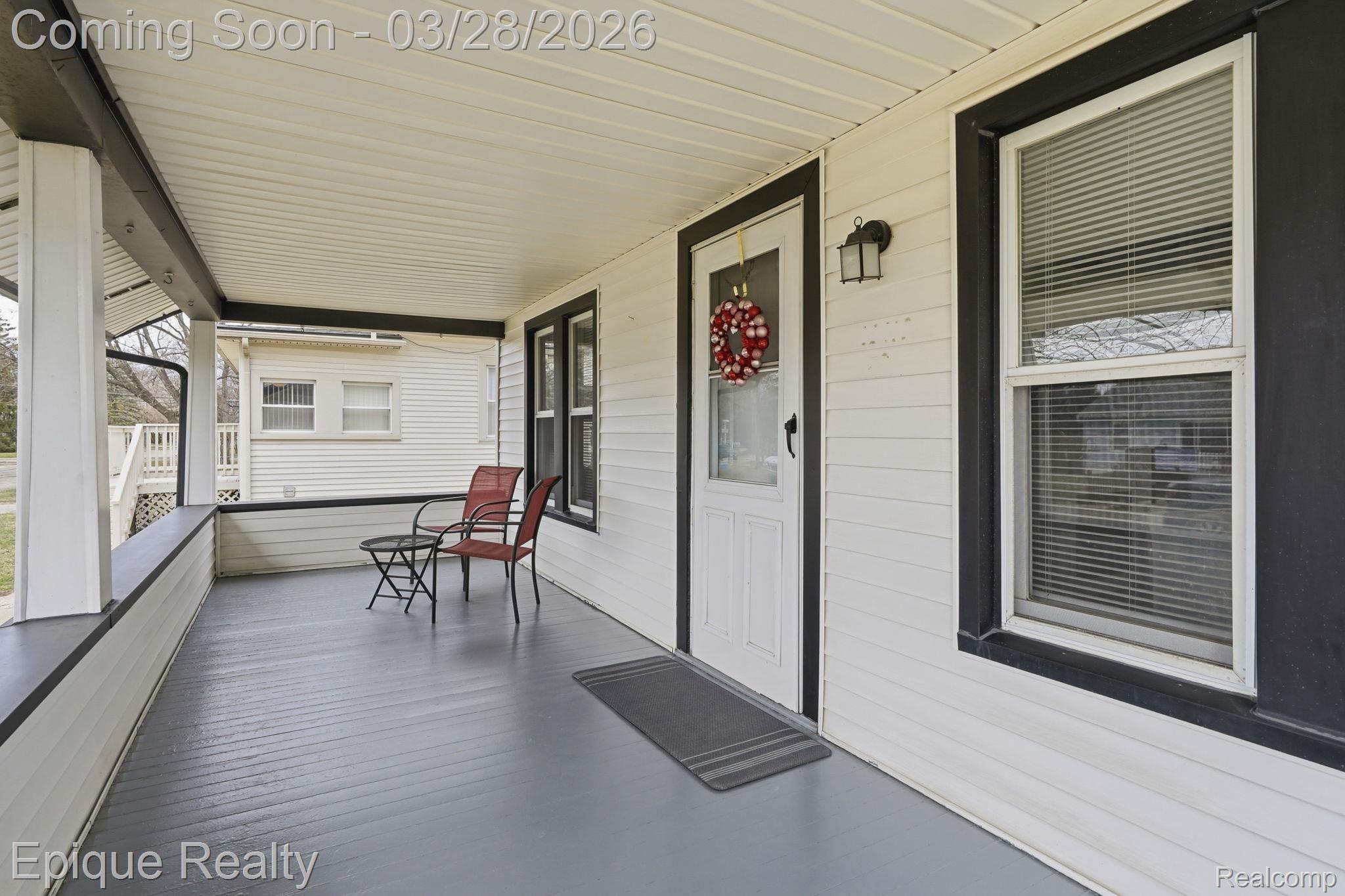 21416 Roosevelt Avenue