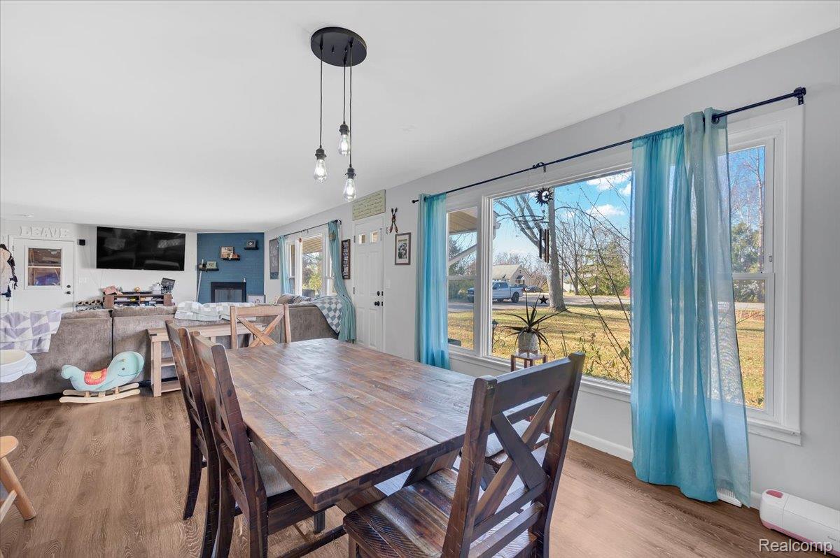 1240 Farnsworth Road