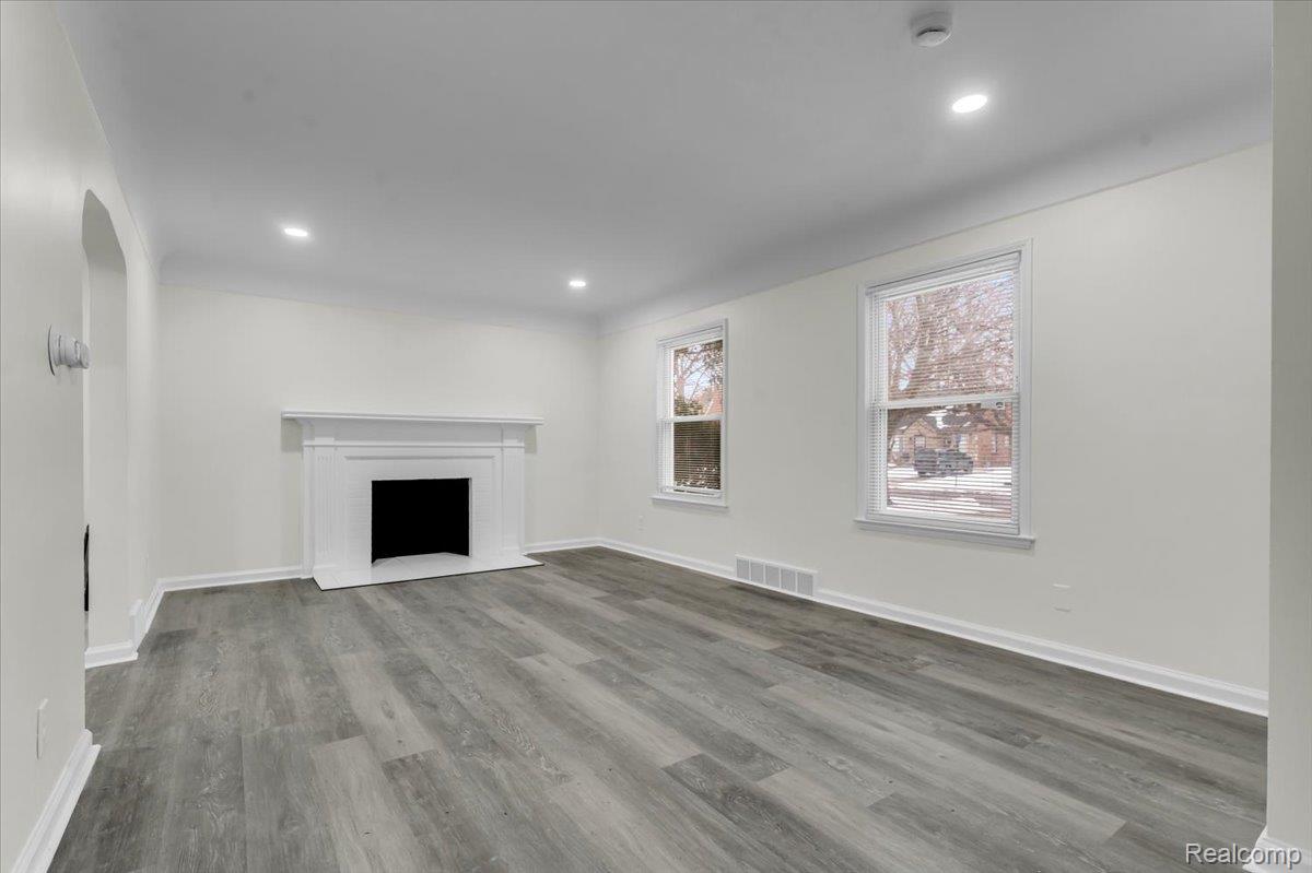 14513 Artesian Street