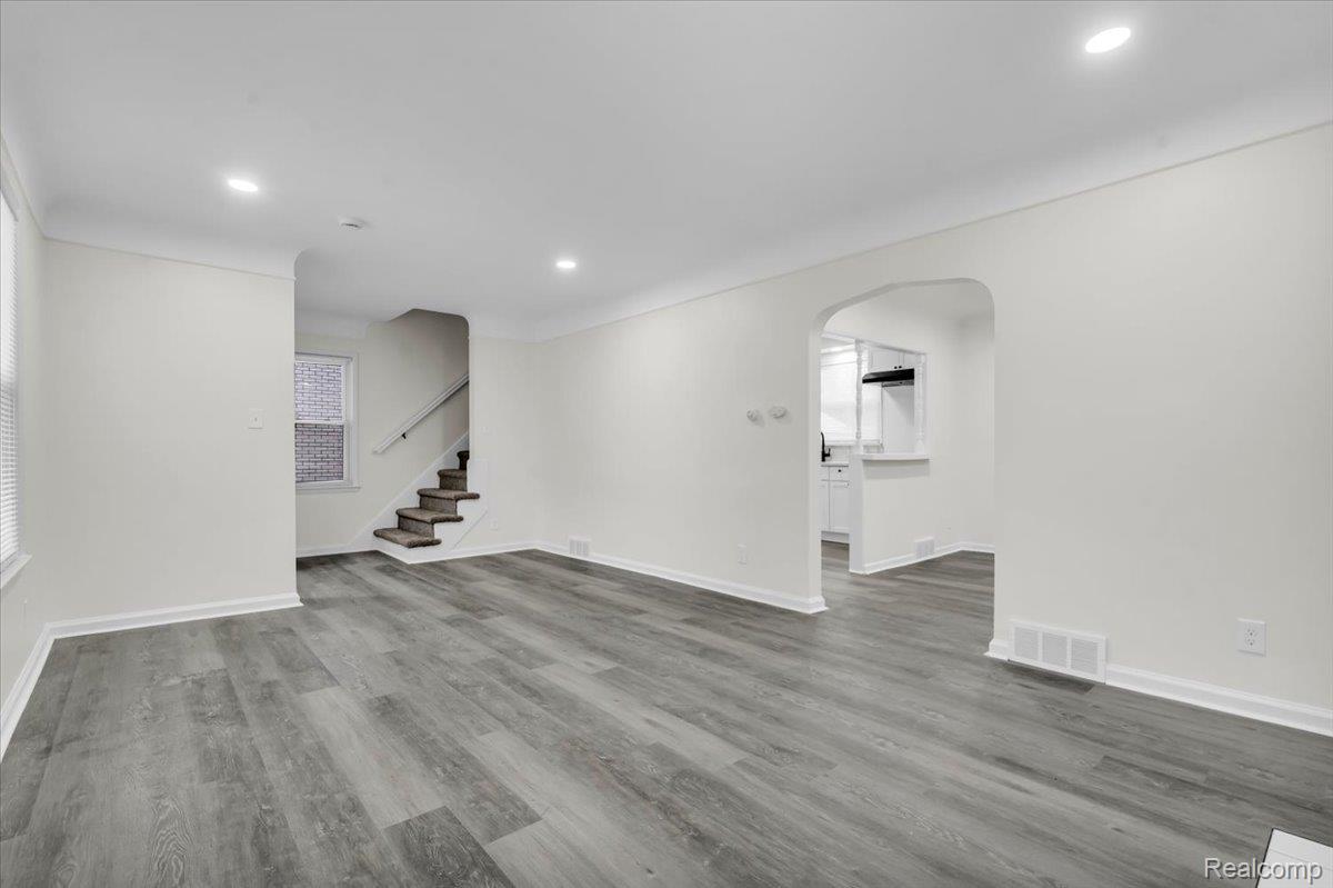 14513 Artesian Street