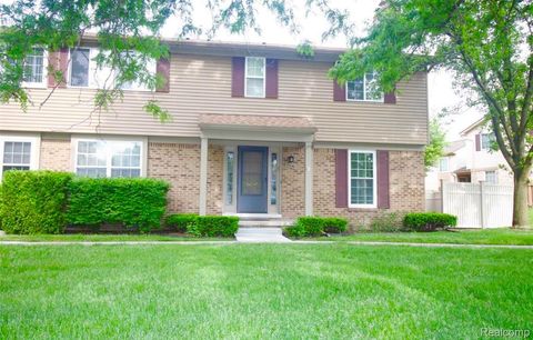 21141 E Glen Haven Circle Novi City MI 48167