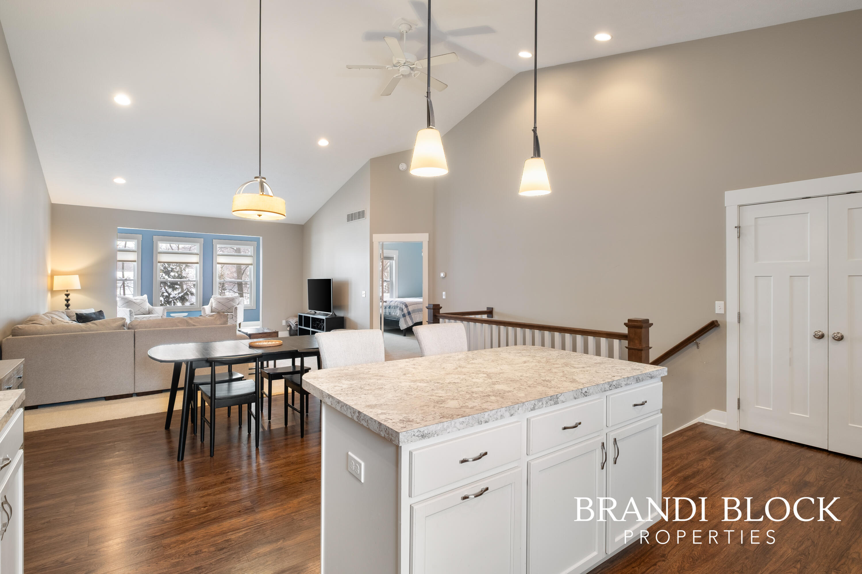 8019 Amber Crest Drive SW