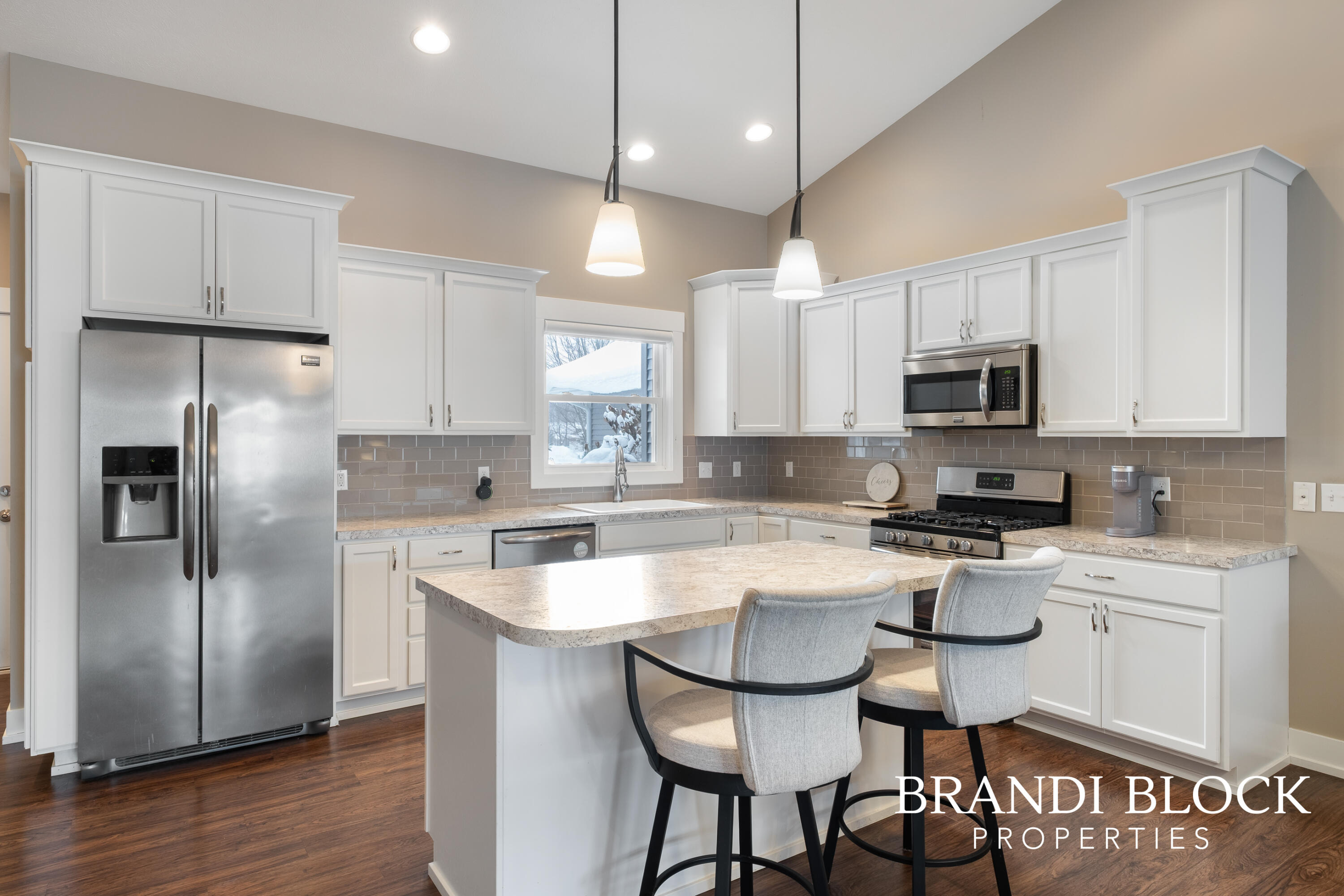 8019 Amber Crest Drive SW